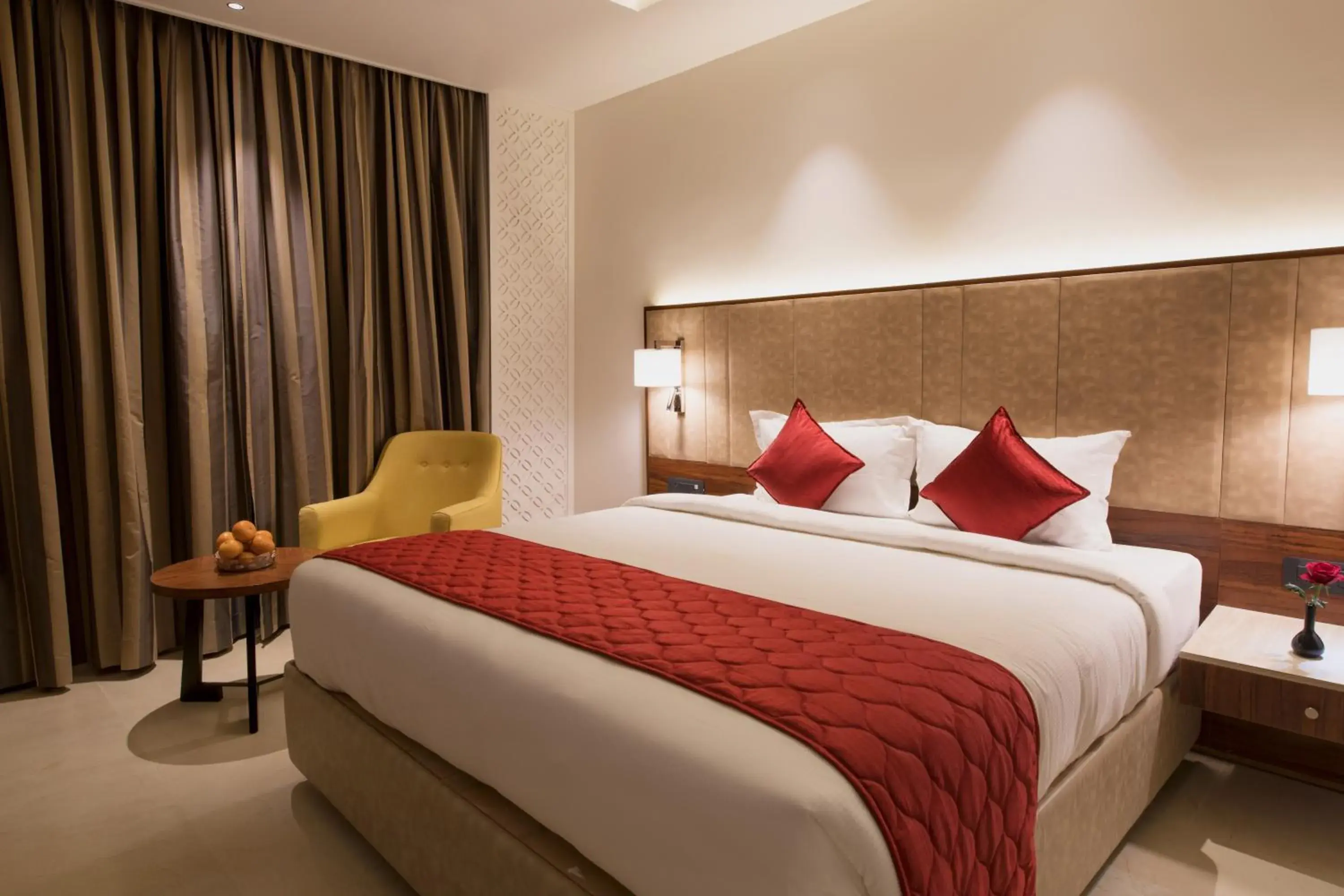 Bed in AARYA MANSION V One Hotel Bed in AARYA MANSION V One Hotel