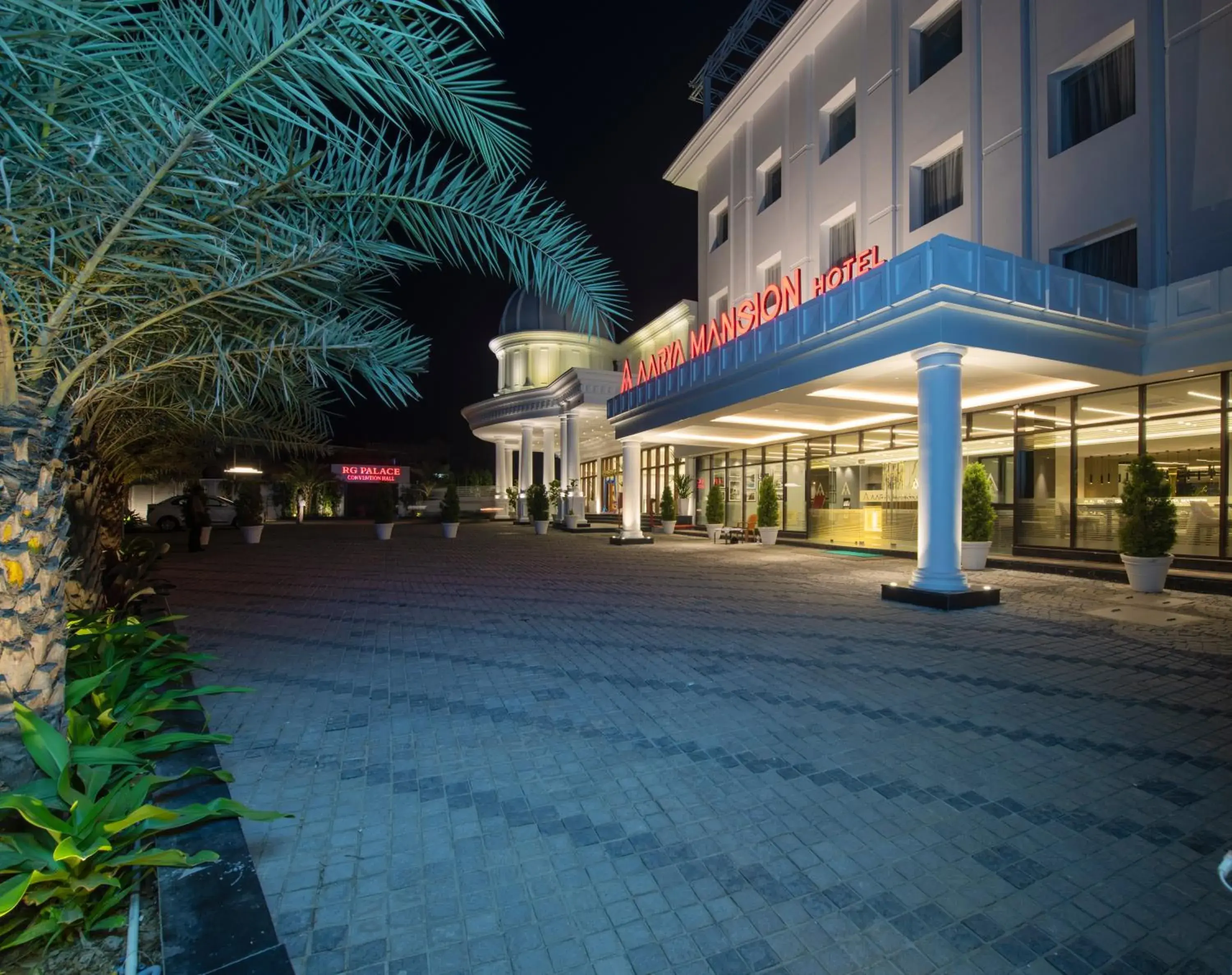 Facade/entrance in AARYA MANSION V One Hotel Facade/entrance in AARYA MANSION V One Hotel