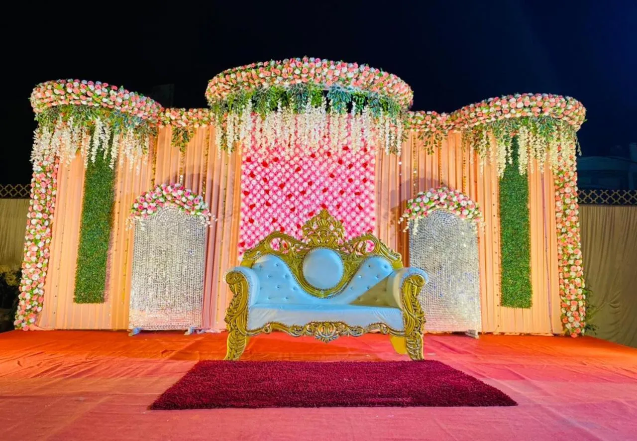 Night in HOTEL PLEASANT VIEW