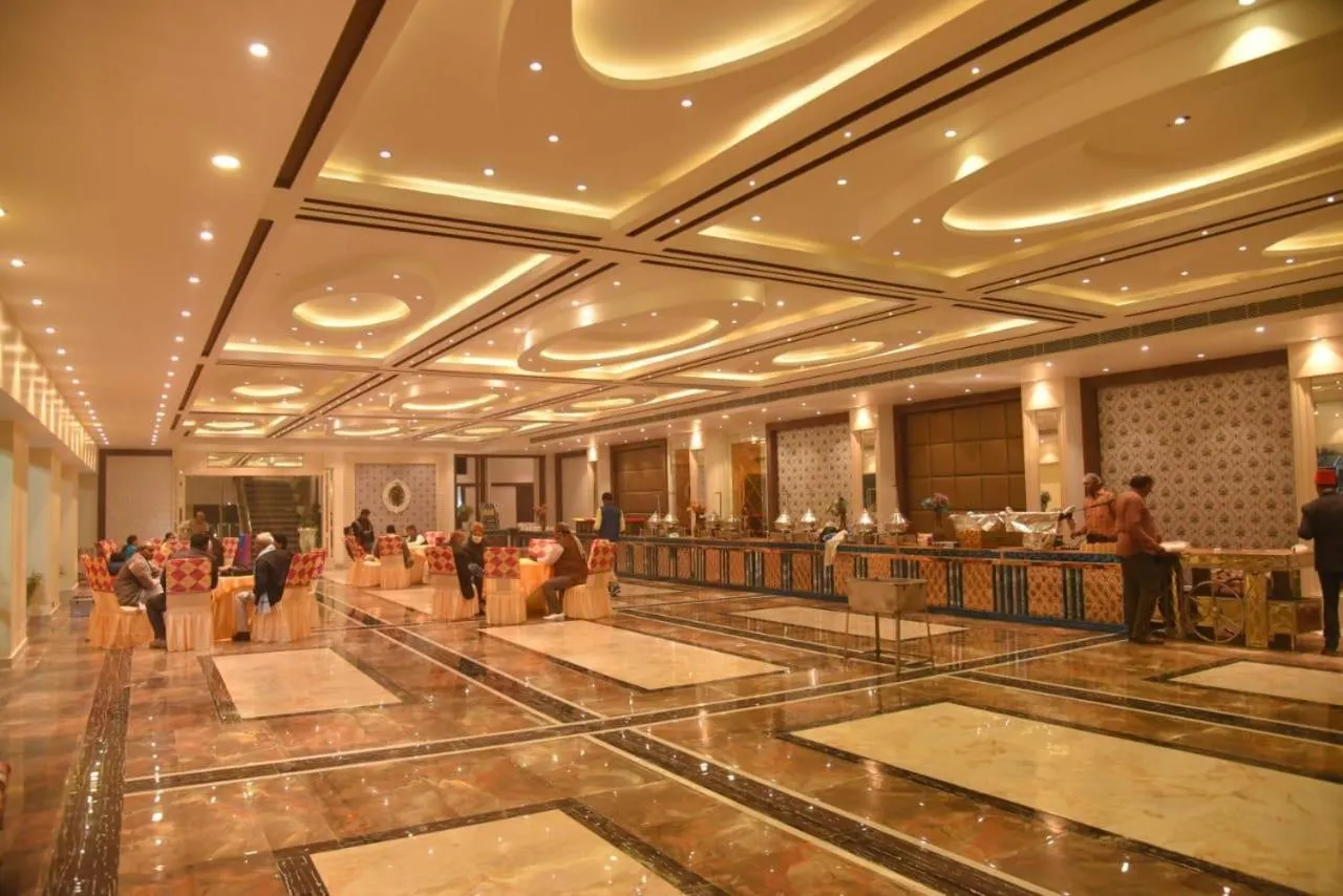 People in HOTEL PLEASANT VIEW