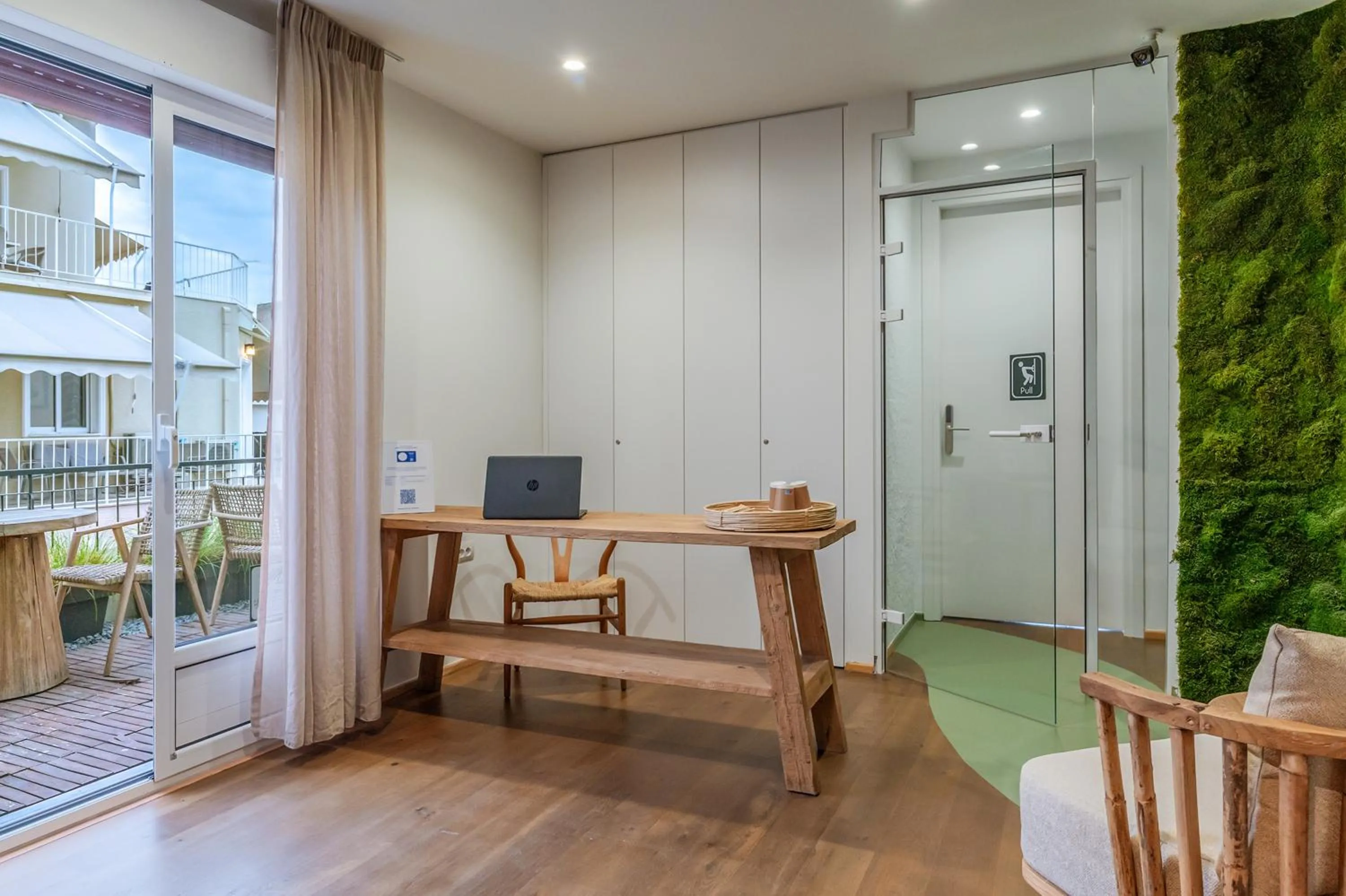 Text overlay in LOFUS Bio-Suites