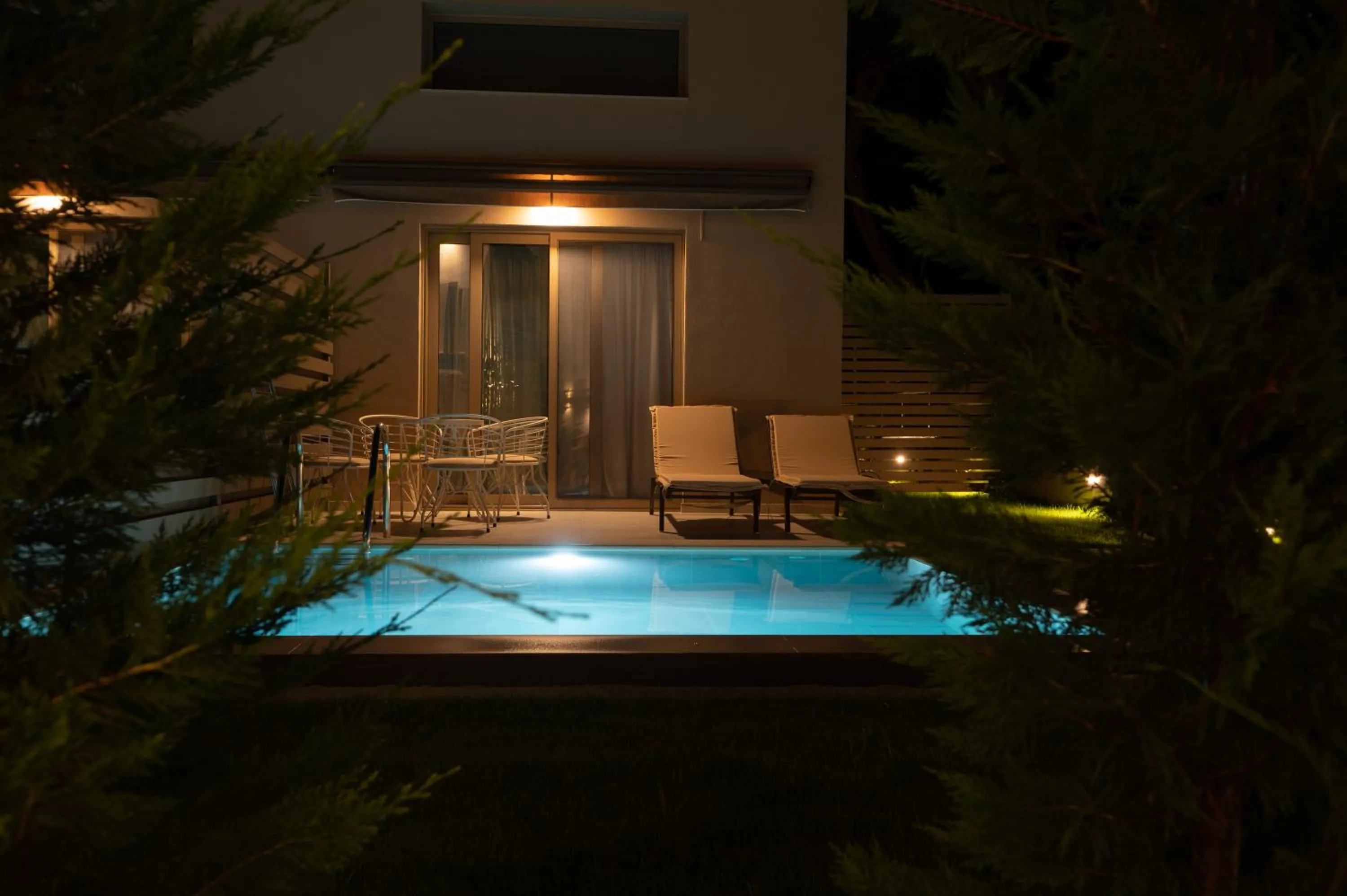 Scarabeo Suites & Villas Parga