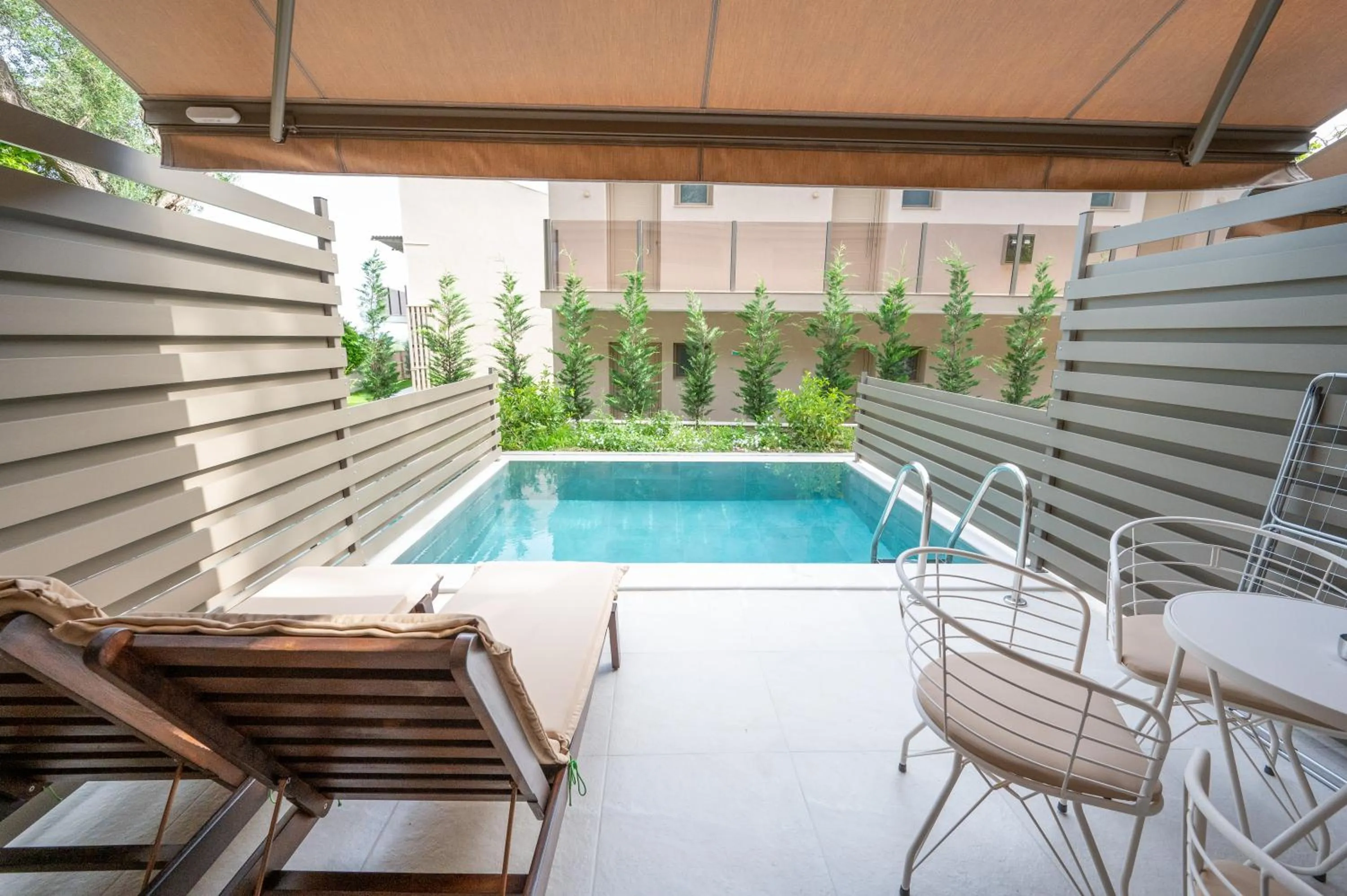 Scarabeo Suites & Villas Parga