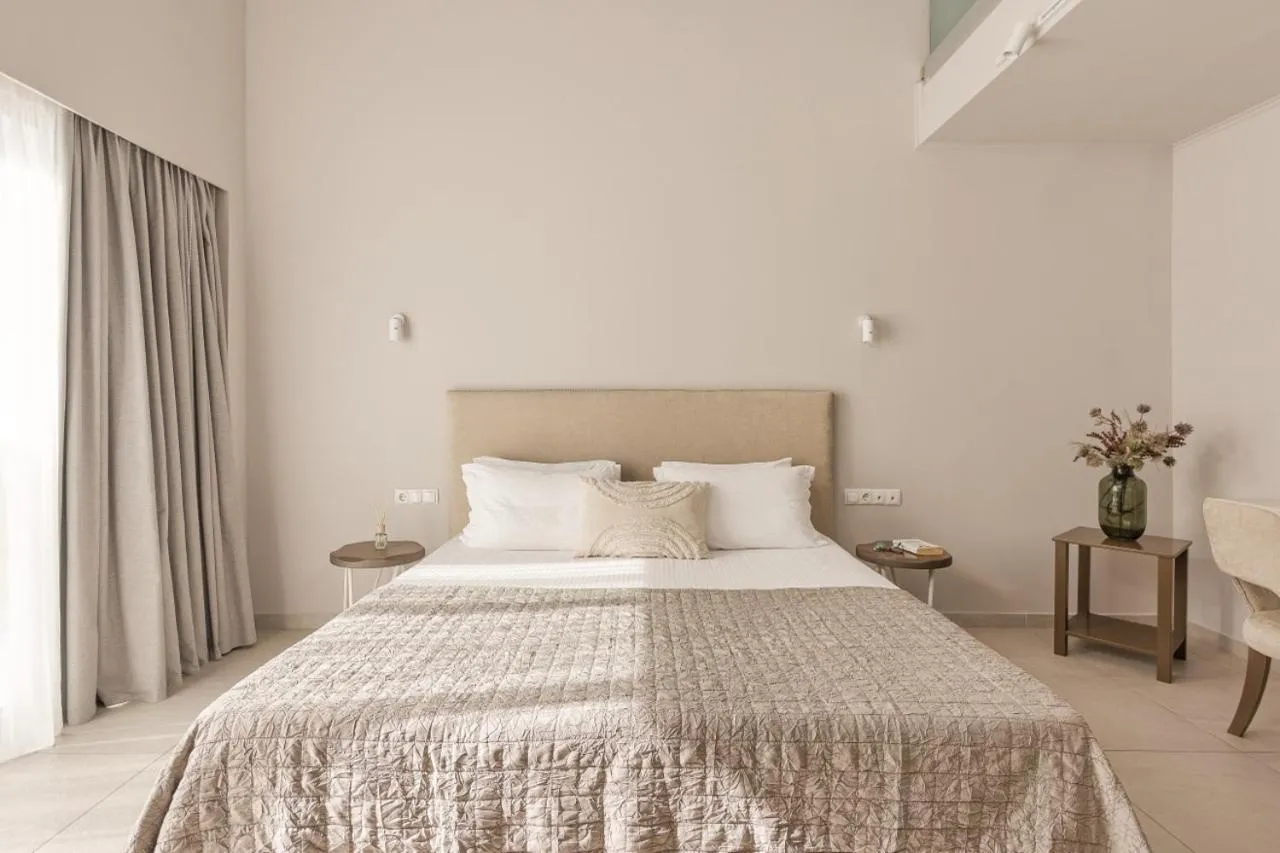 Scarabeo Suites & Villas Parga