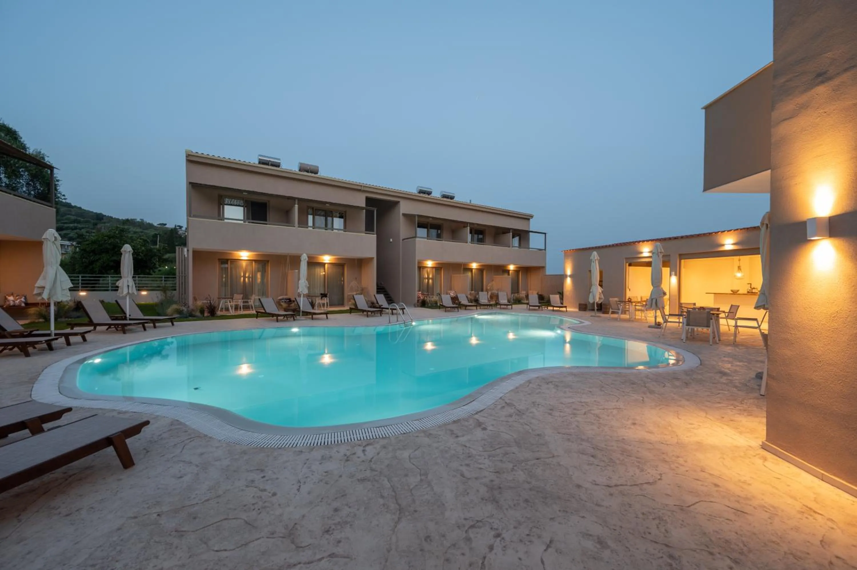 Scarabeo Suites & Villas Parga