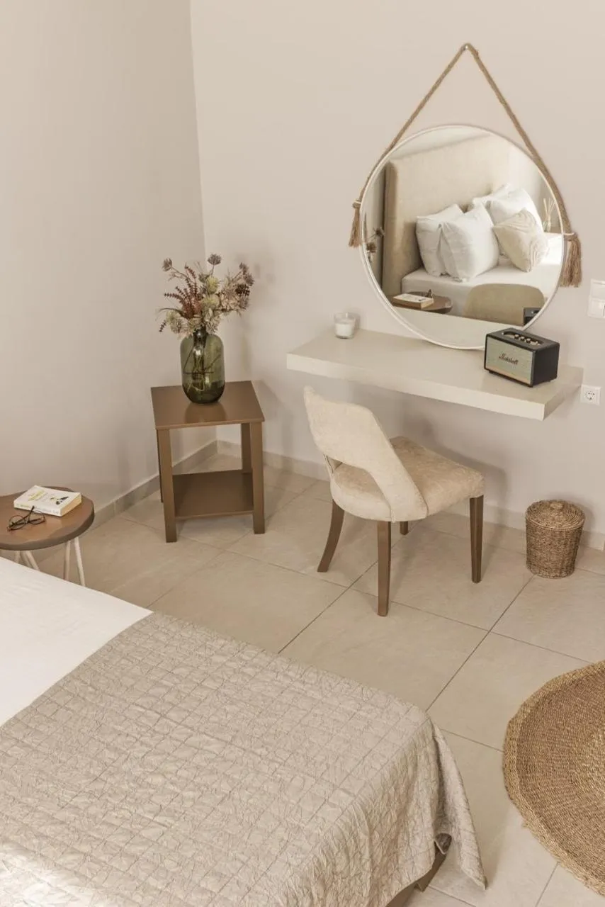 Scarabeo Suites & Villas Parga