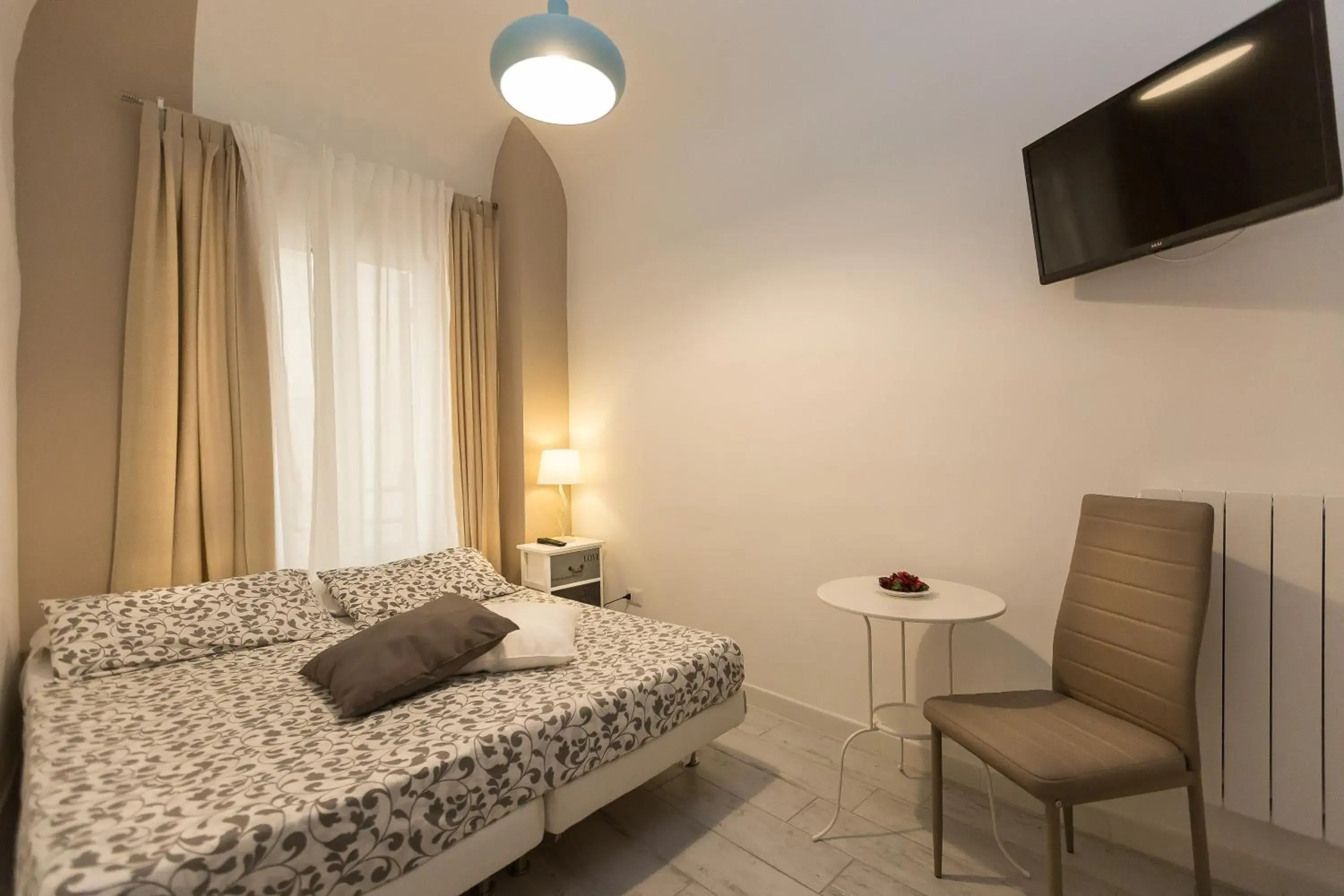 Photo of the whole room, Bed in San Peter Angels Photo of the whole room, Bed in San Peter Angels