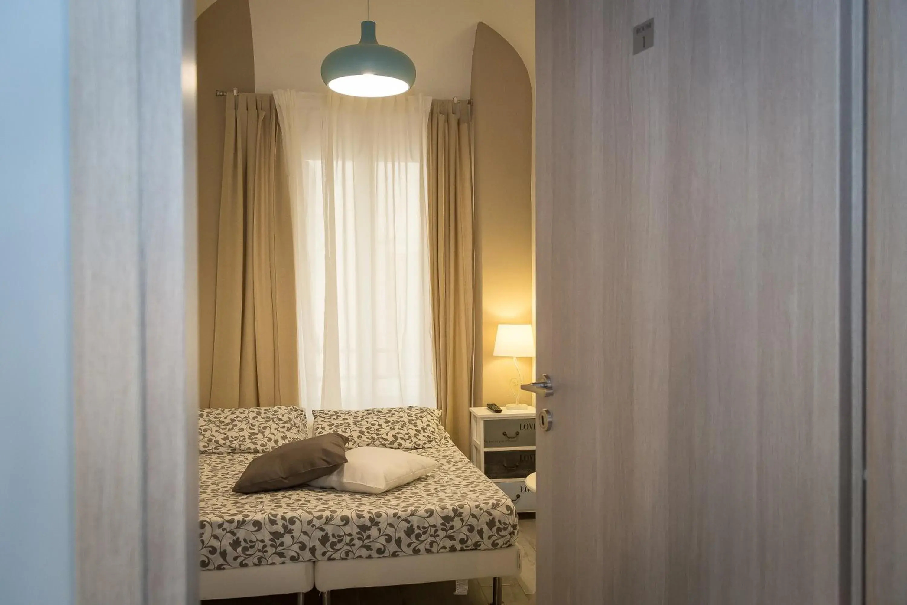 Photo of the whole room, Bed in San Peter Angels Photo of the whole room, Bed in San Peter Angels