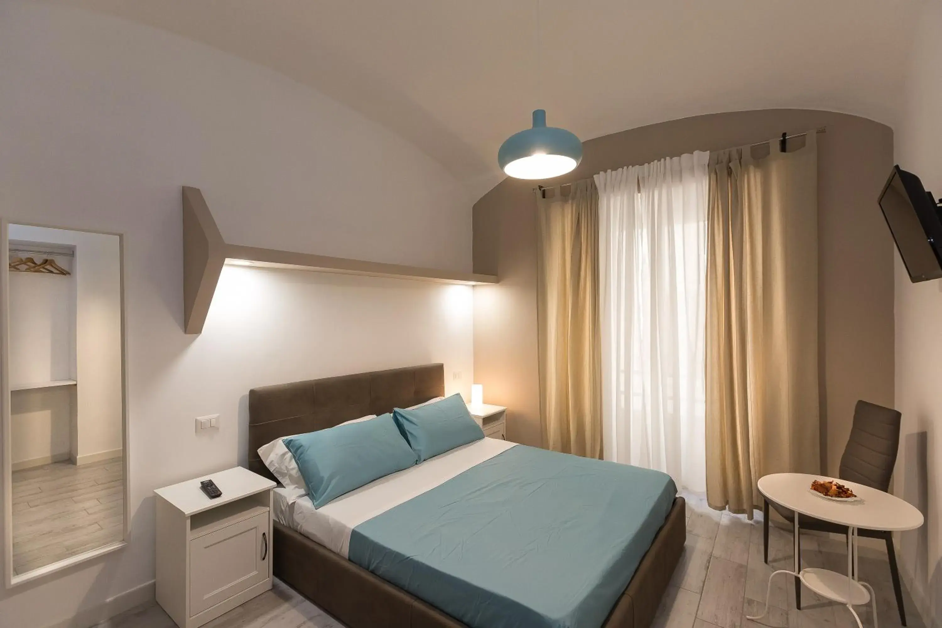 Photo of the whole room, Bed in San Peter Angels Photo of the whole room, Bed in San Peter Angels