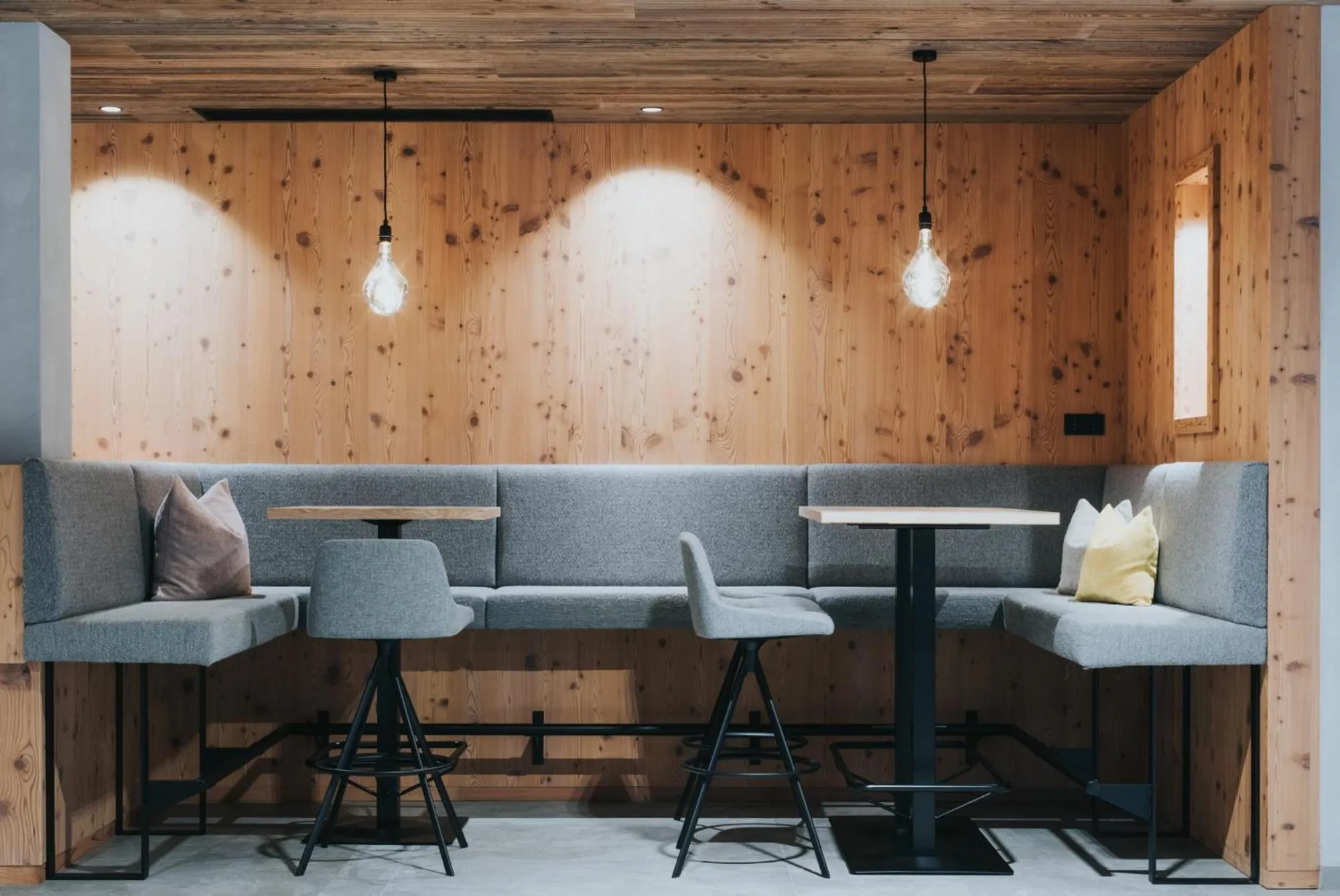 Lounge or bar in Hotel Tauernhof