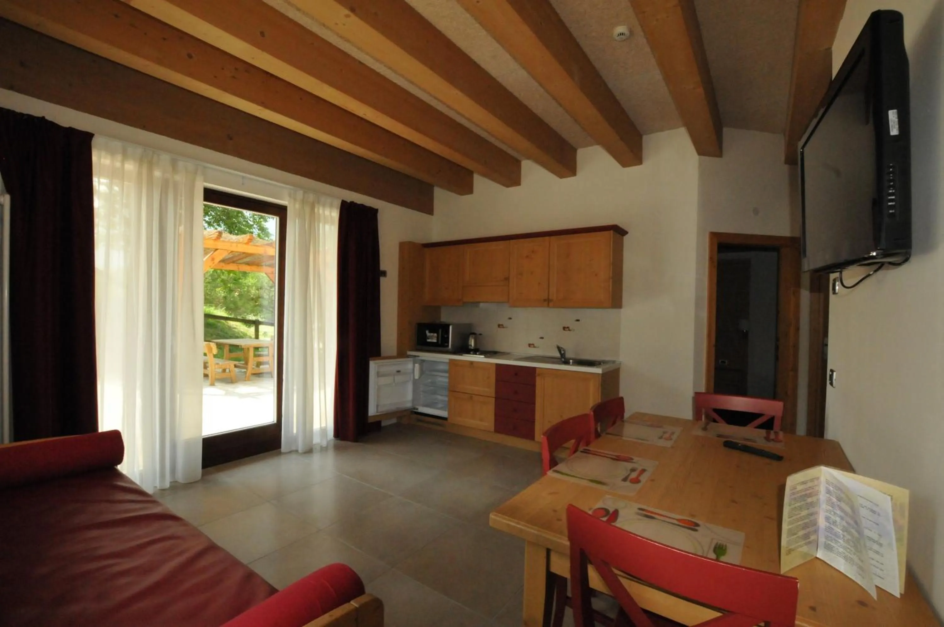 Coffee/tea facilities in RTA Hotel Le Vallene