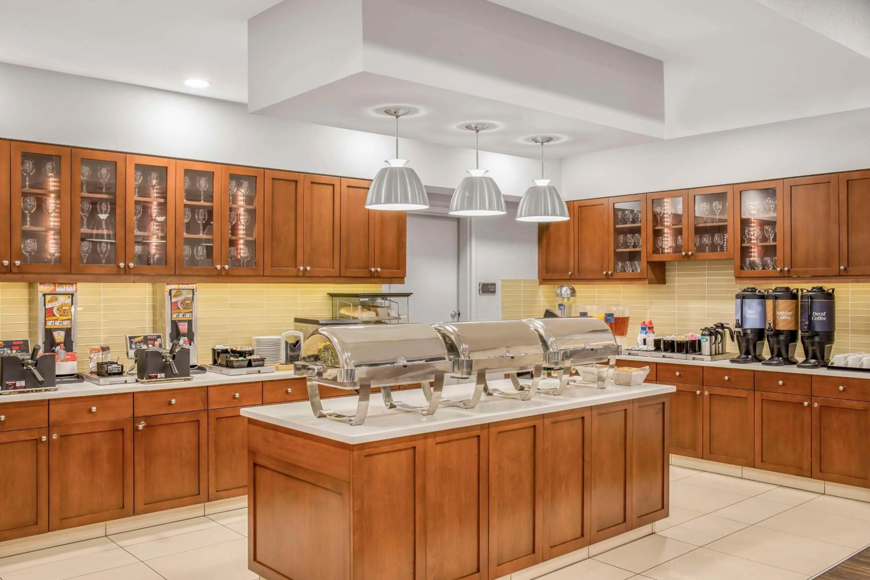 Breakfast in Homewood Suites by Hilton Winnipeg Airport - Polo Park