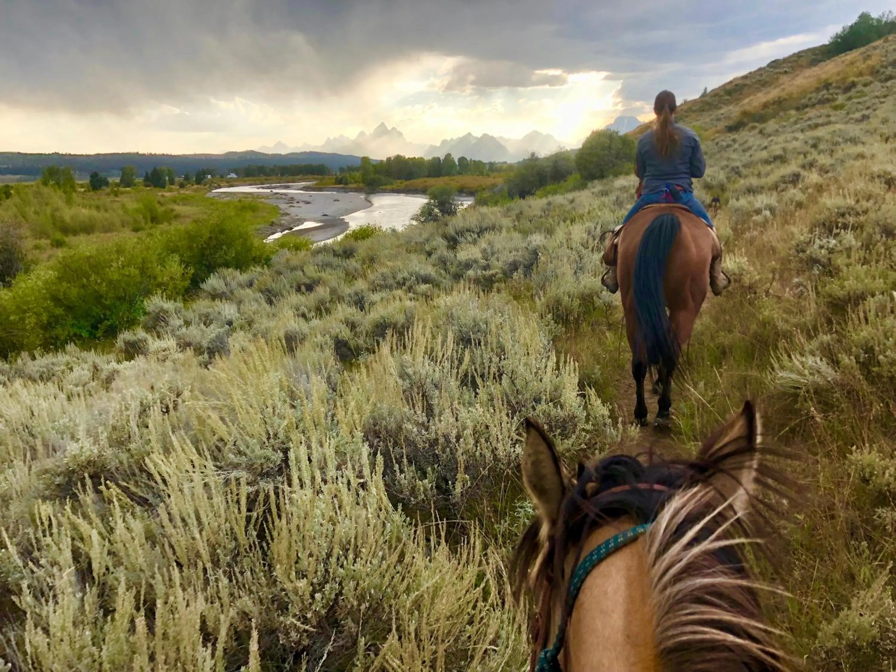 People in Heart Six Ranch
