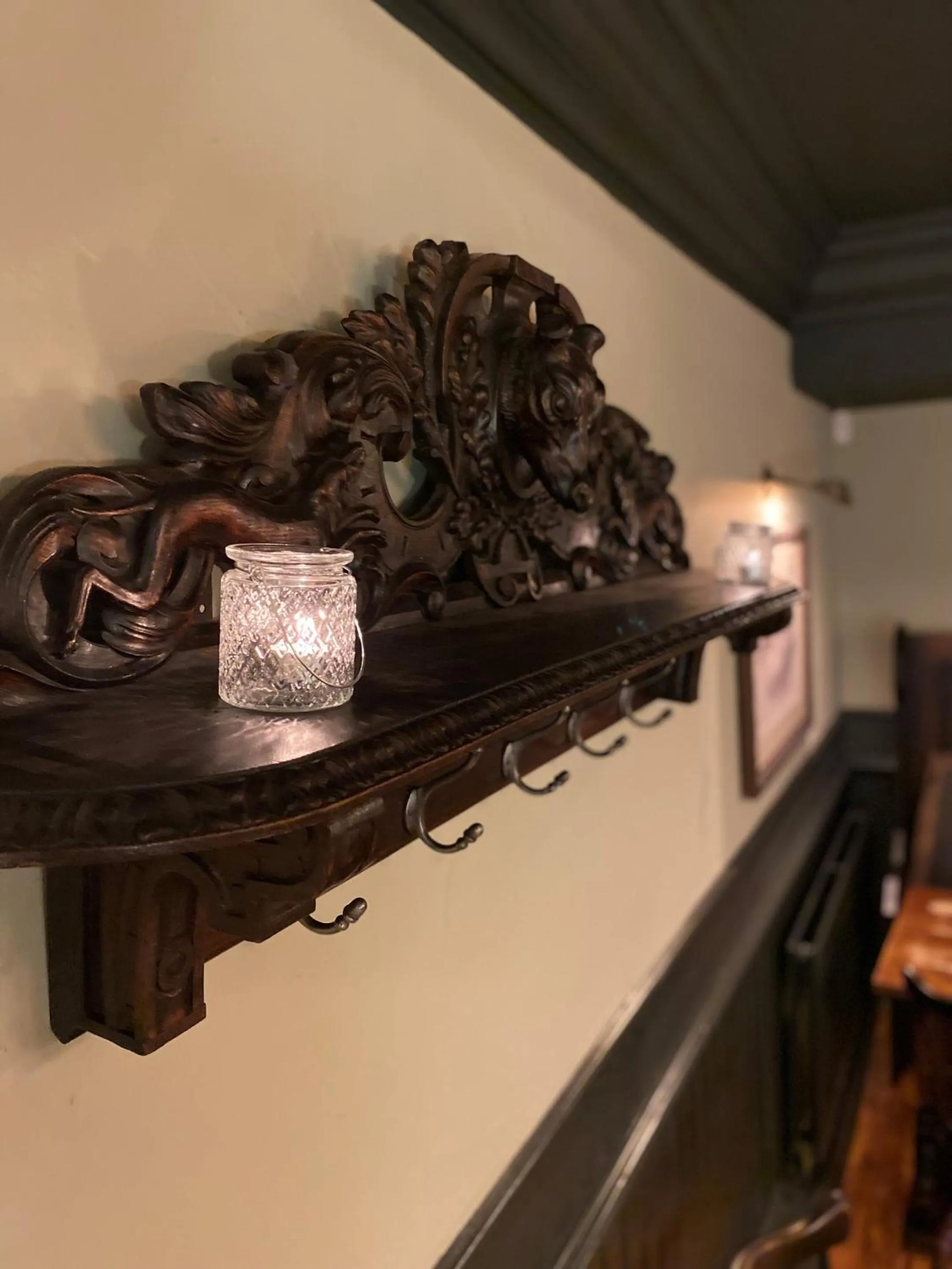 Lounge or bar in Red Lion