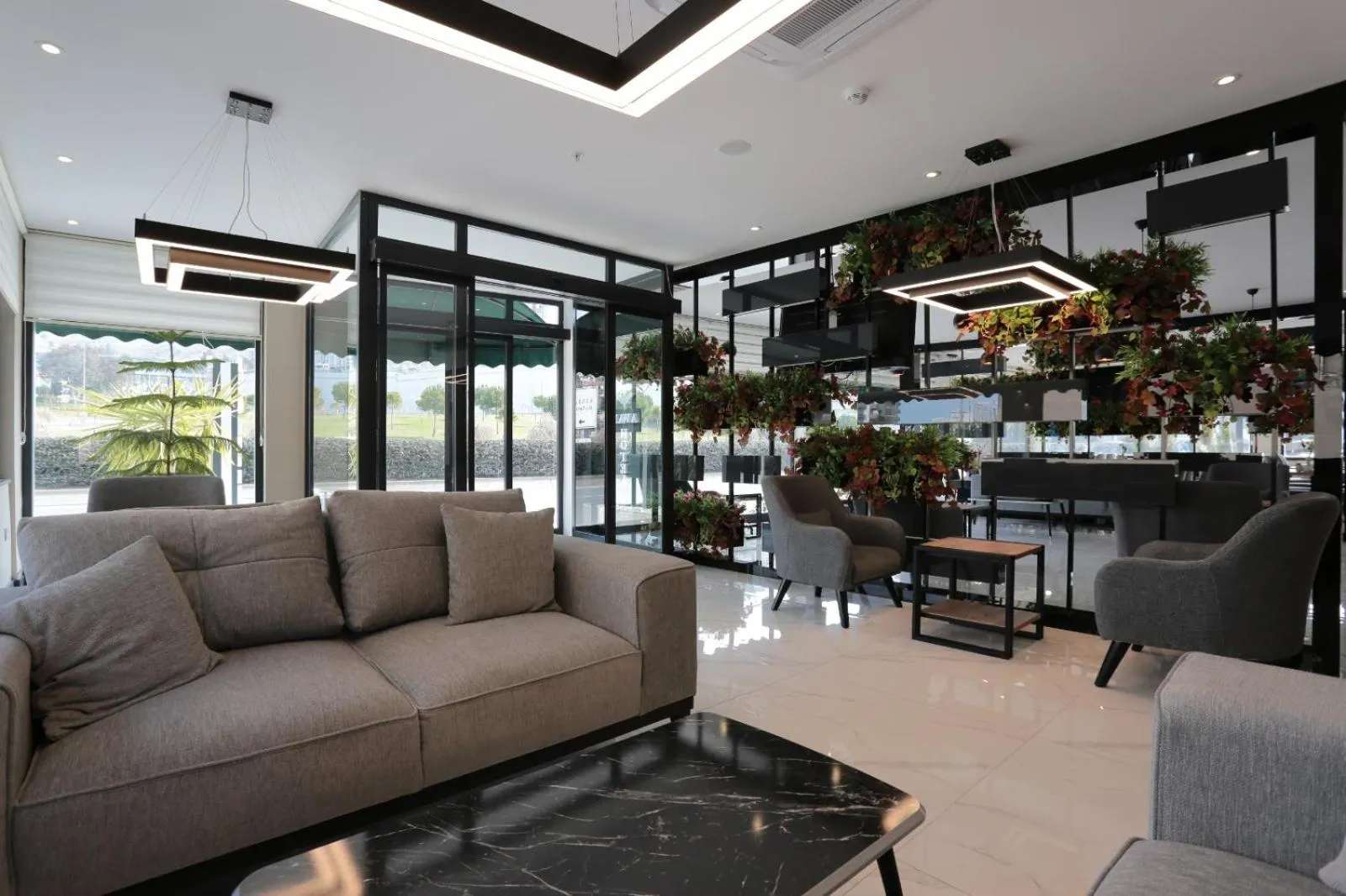 Seating area in Avwan Hotel Çiğli