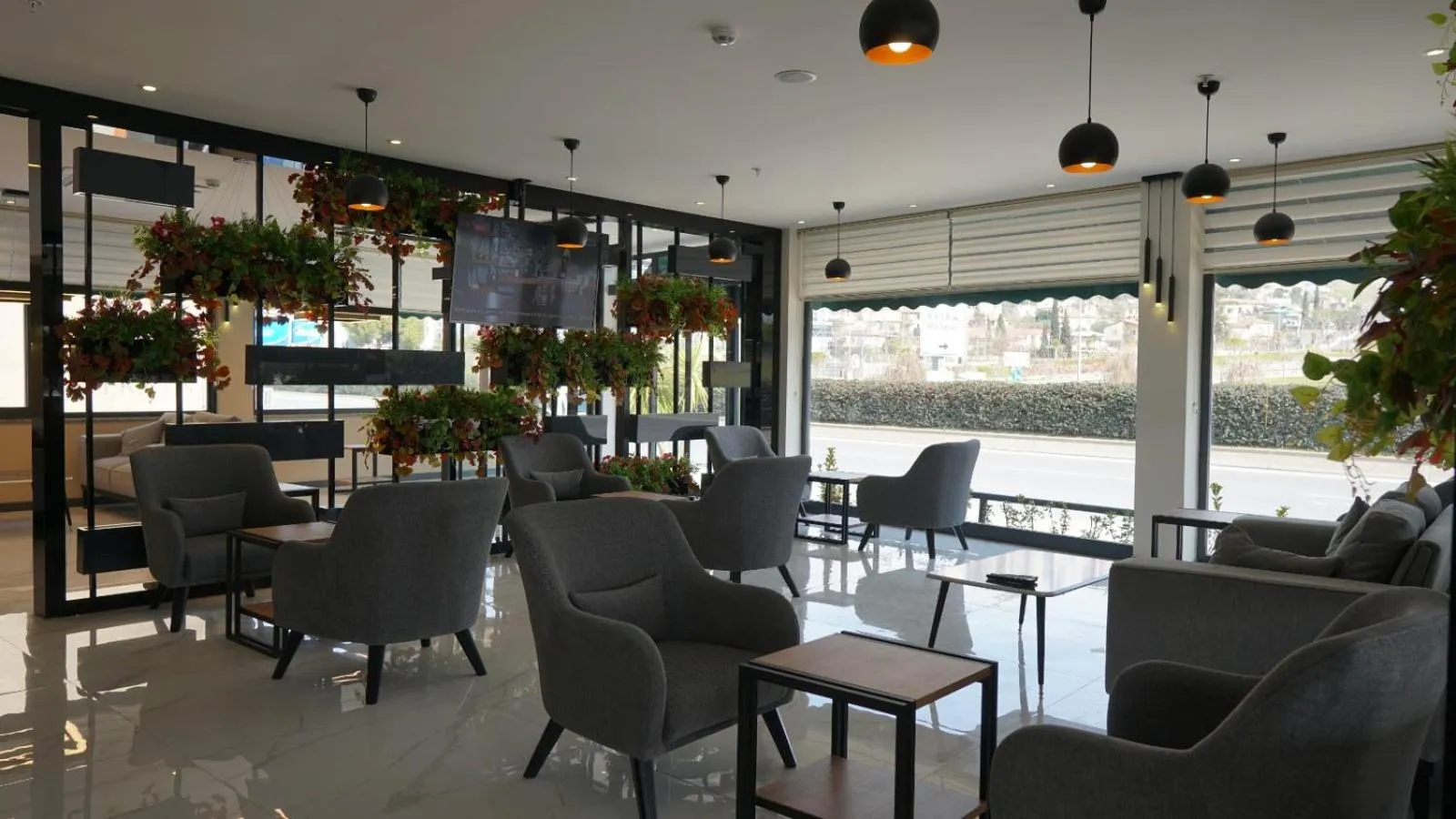 Restaurant/places to eat in Avwan Hotel Çiğli