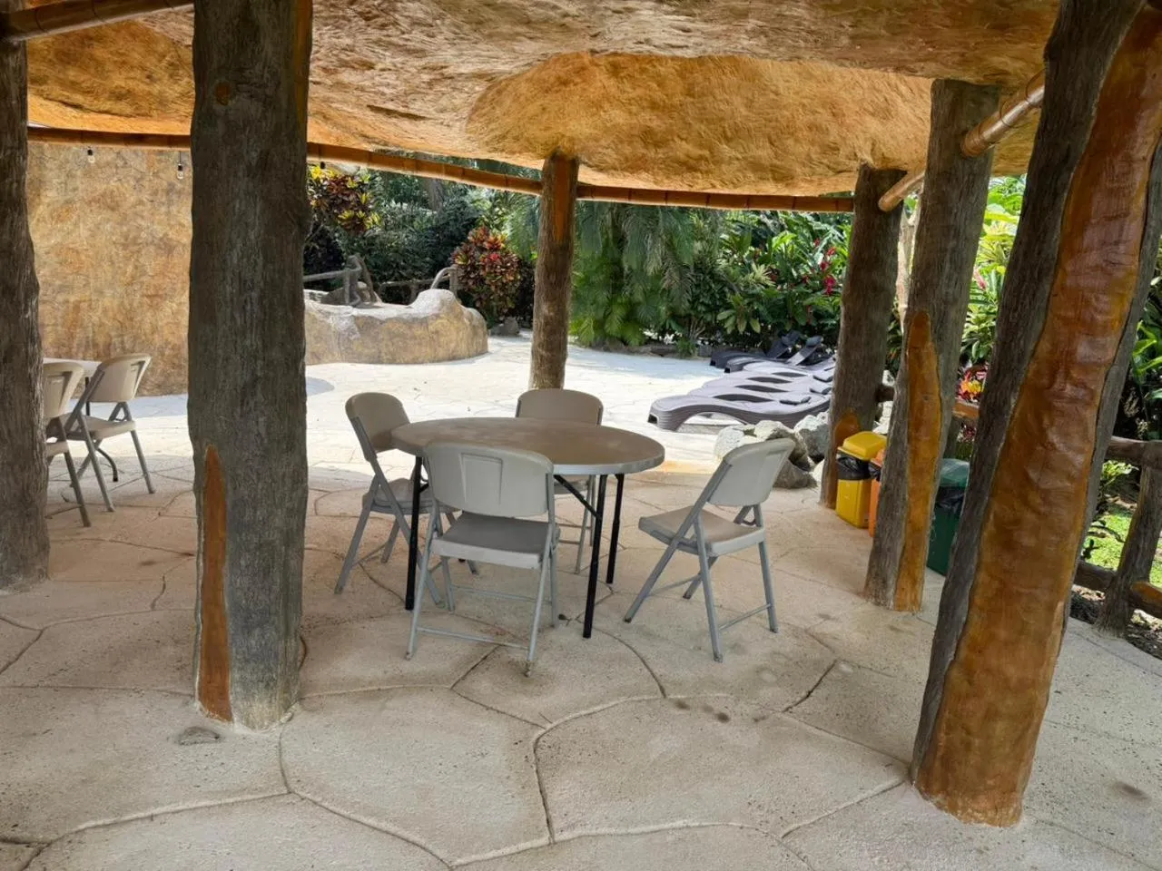 Pool view in Orquideas Boutique Hotel