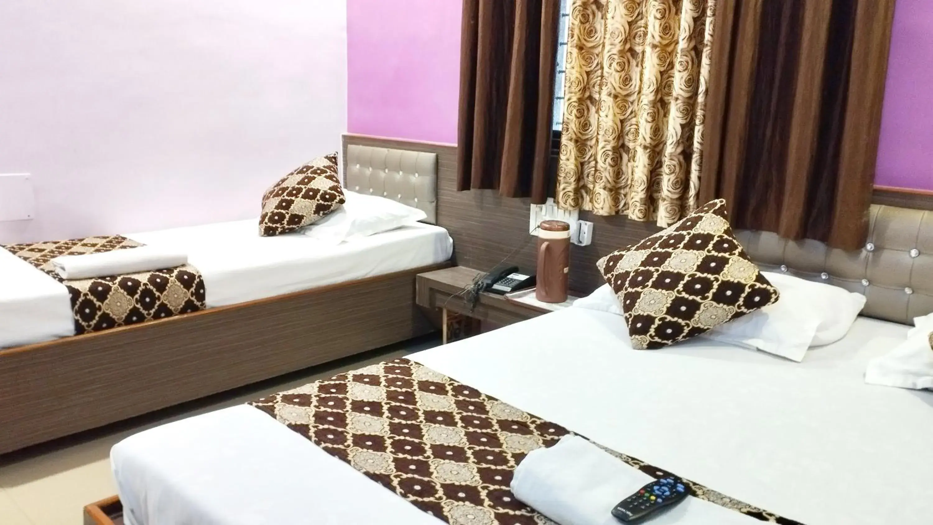 Bed in Sai Balaji Residency Bed in Sai Balaji Residency