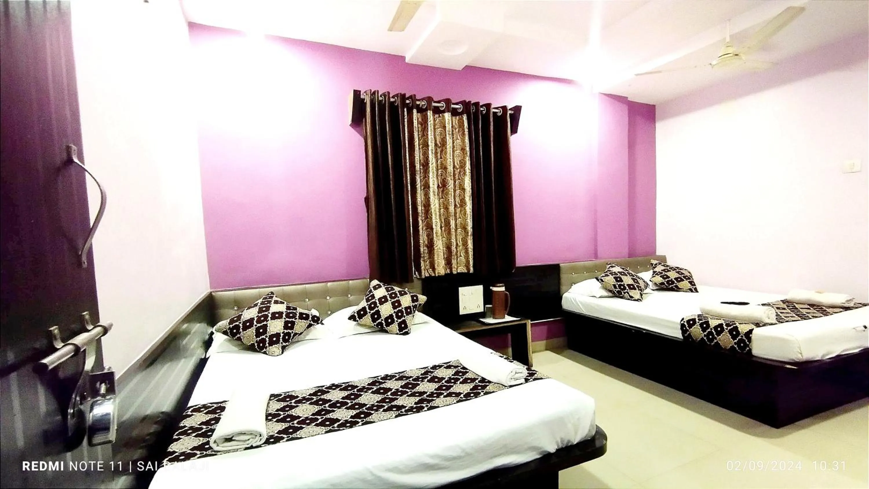 Bed in Sai Balaji Residency