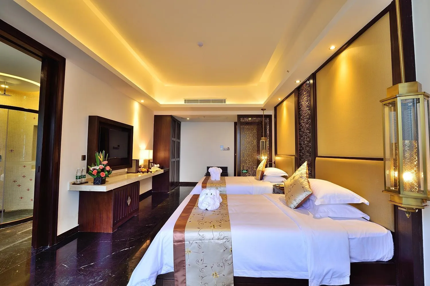 Bed in Harmona Resort & Spa Zhangjiajie