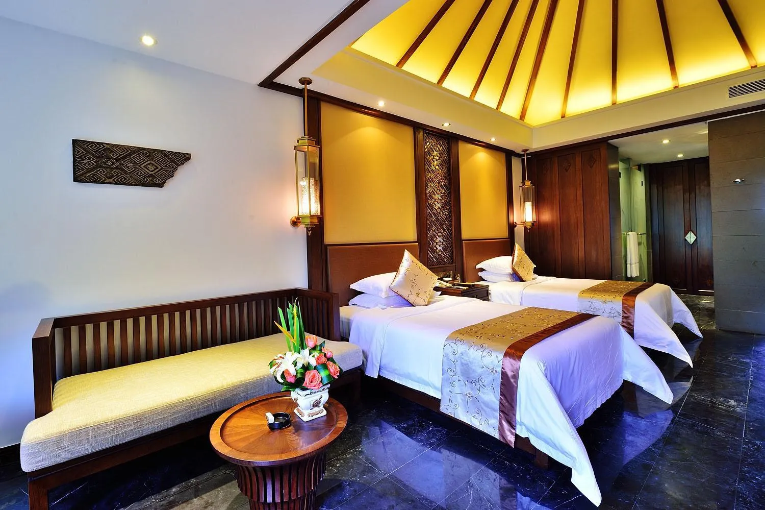 Bed in Harmona Resort & Spa Zhangjiajie