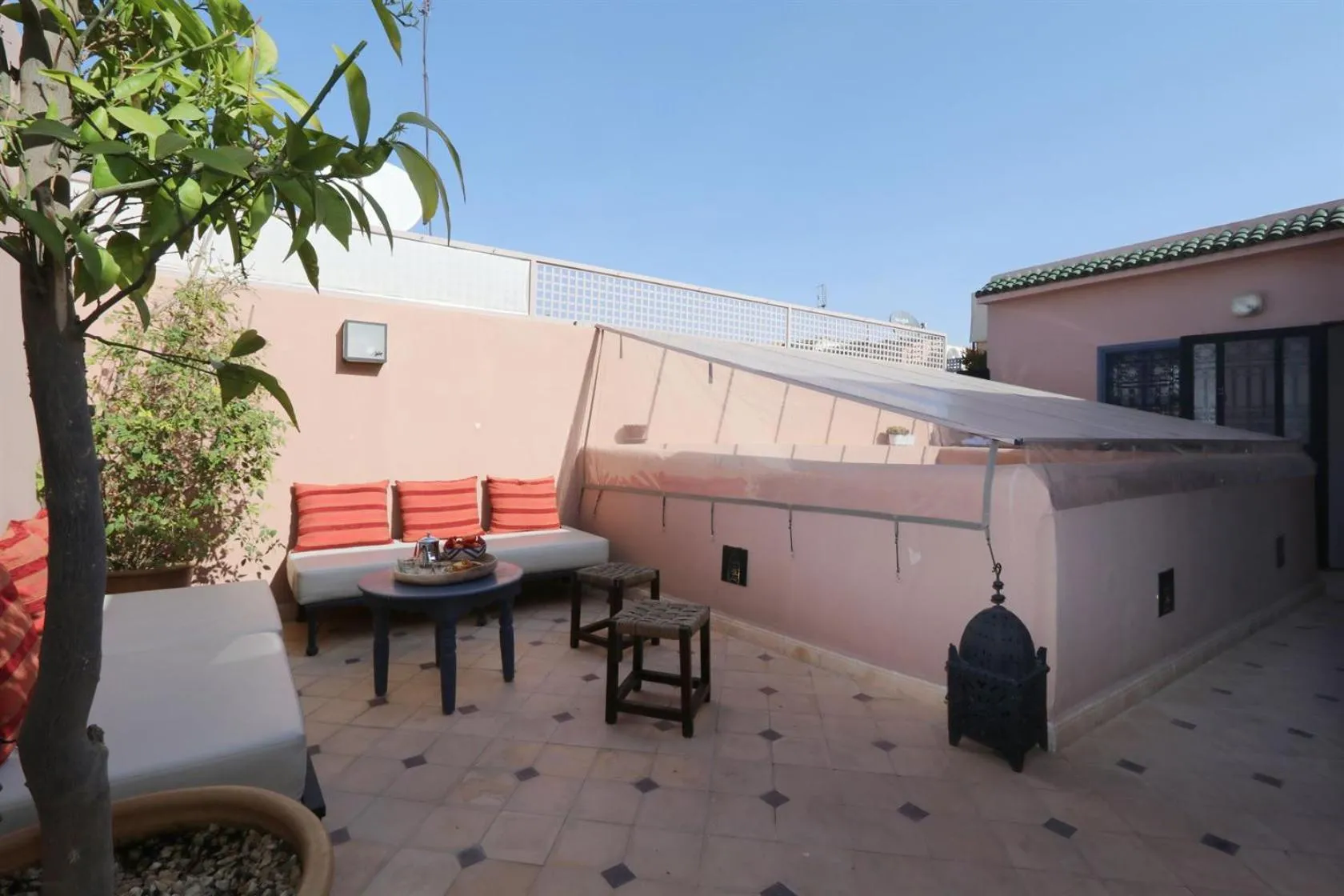 Riad Dar Safi, privatise 6 à 8 pers, bain exterieur