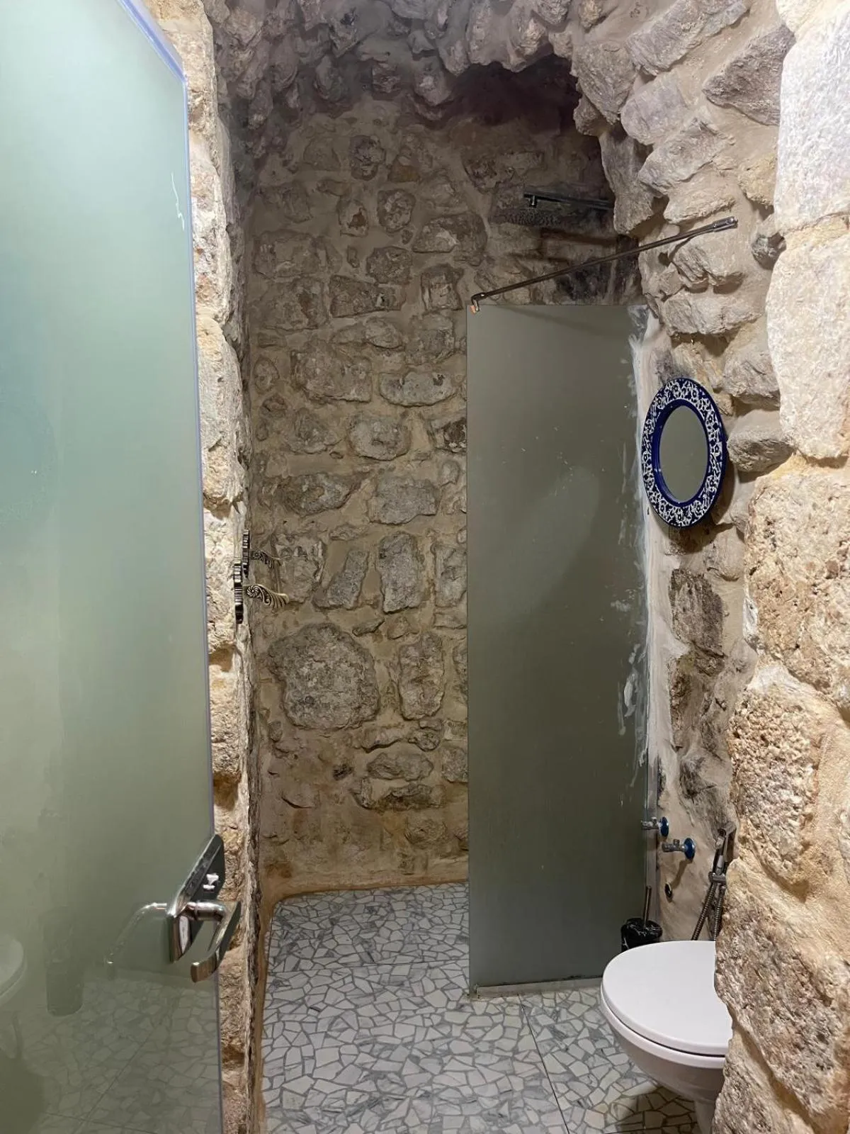 Shower in Bab El-Silsileh Hostel