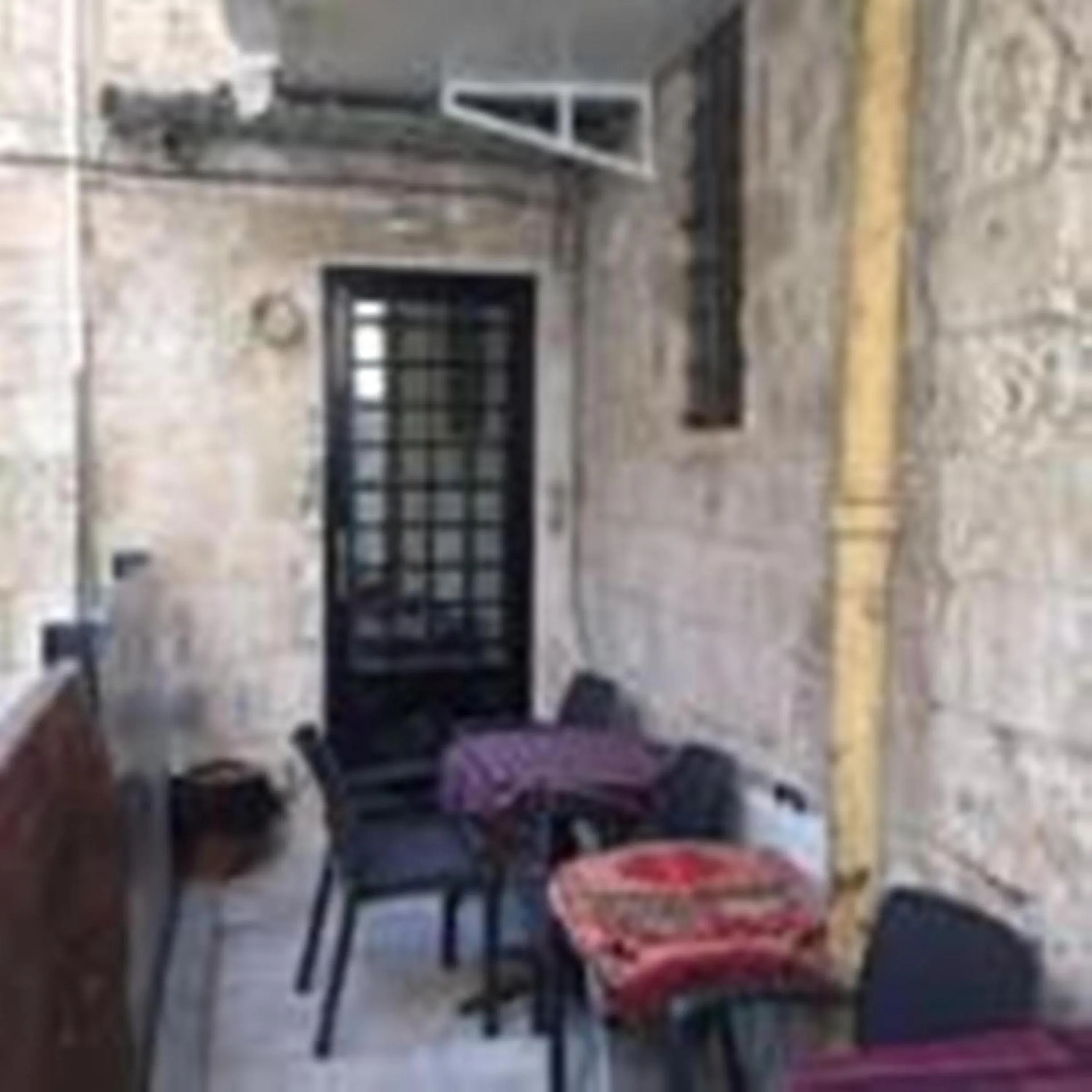 Seating area in Bab El-Silsileh Hostel