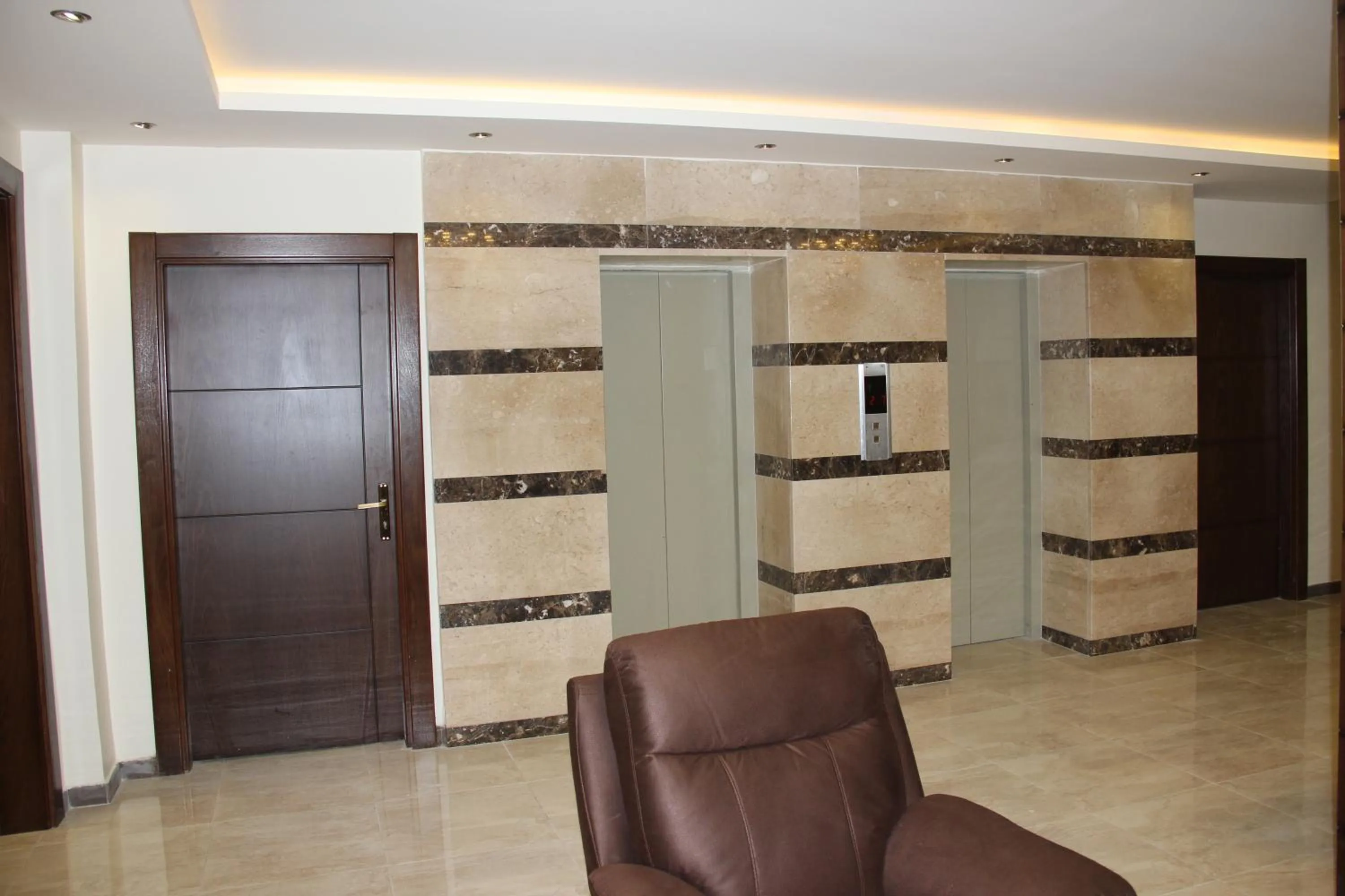 Decorative detail in Seven Days Hotel