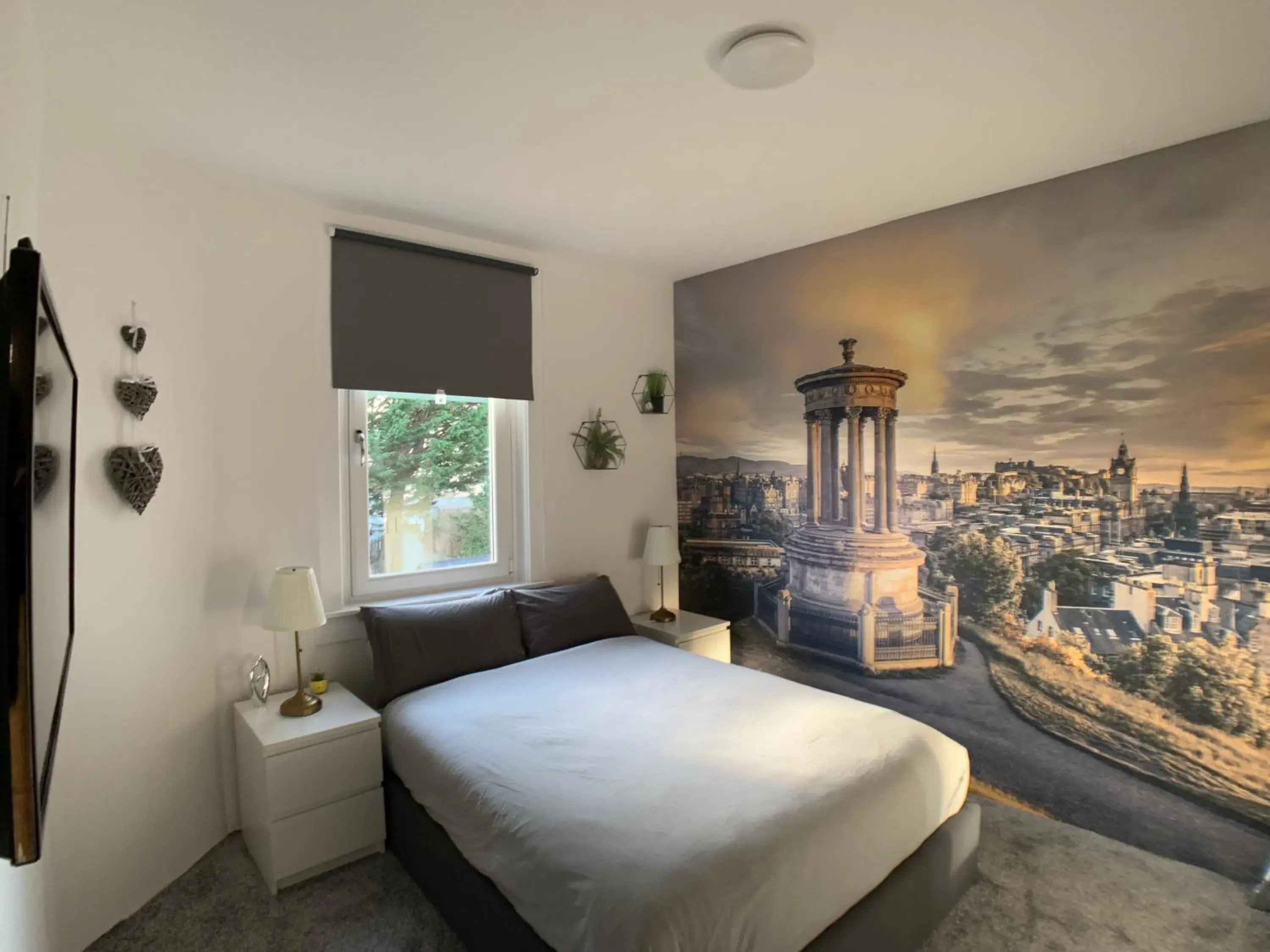 Maria- Bright and Modern City Center Apartment . Maria- Bright and Modern City Center Apartment .