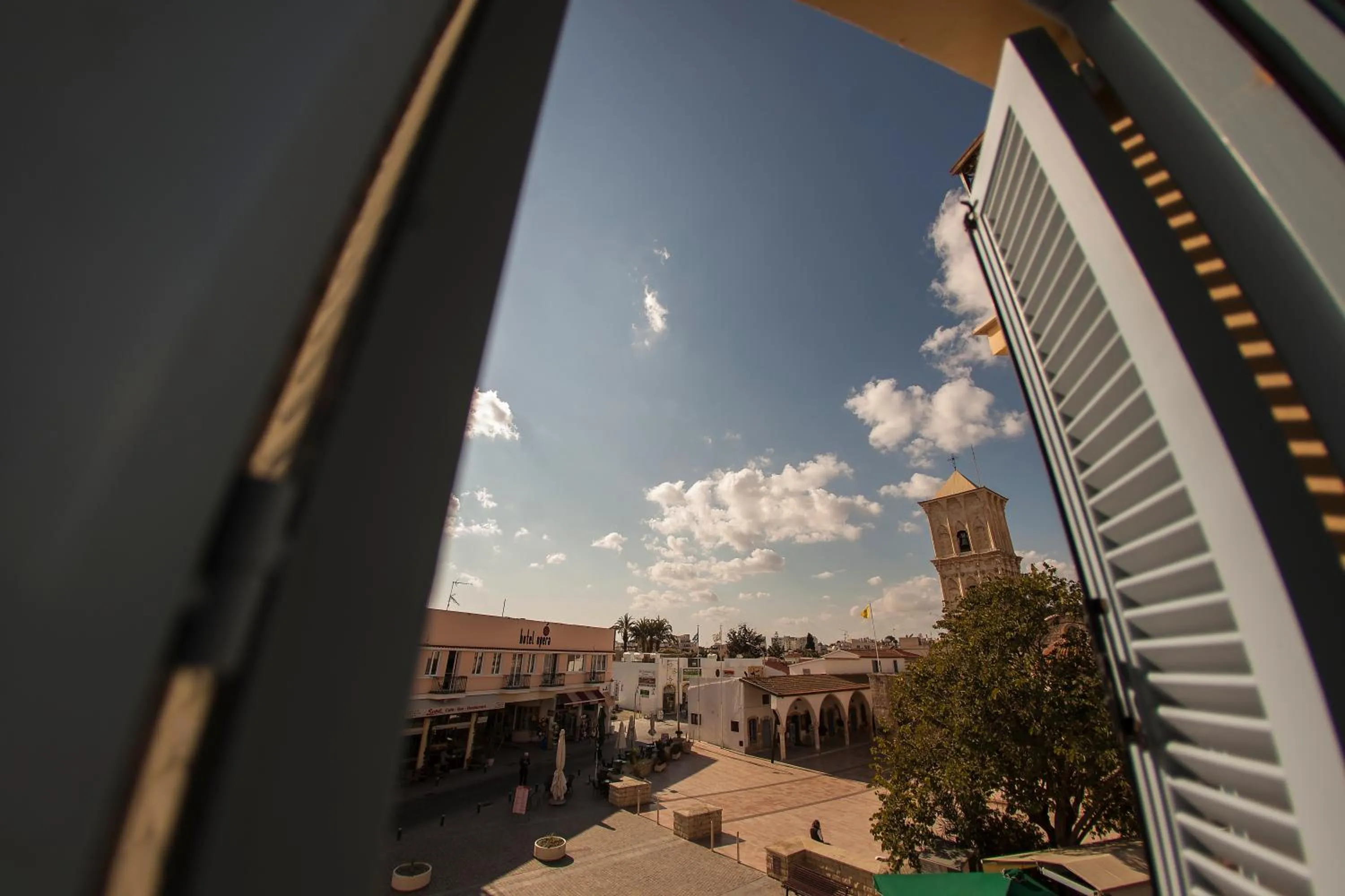 Bird's eye view in Hotel Opera
