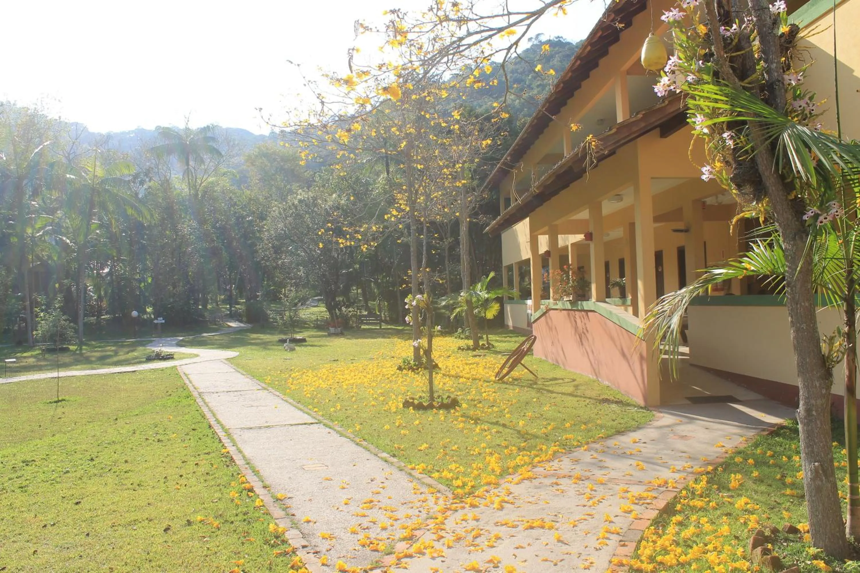 Garden view in Pousada Portal do Vigolo