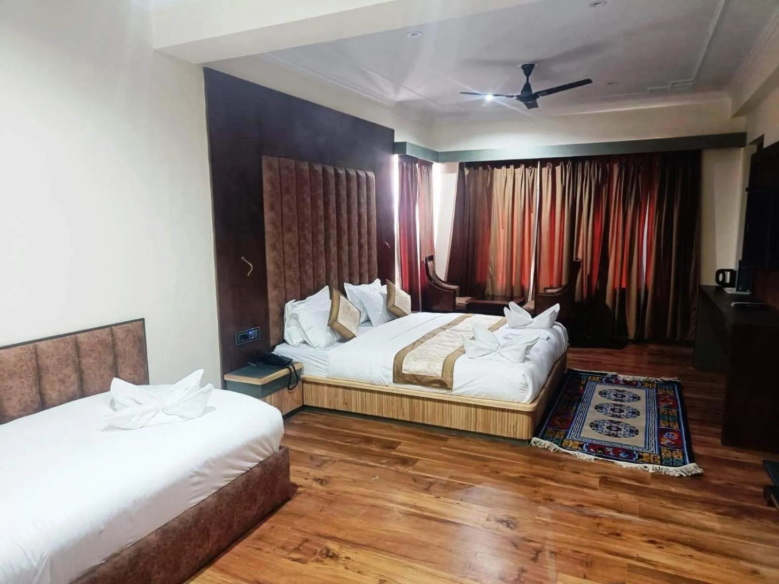 Bed in Hotel Ladakh Heaven