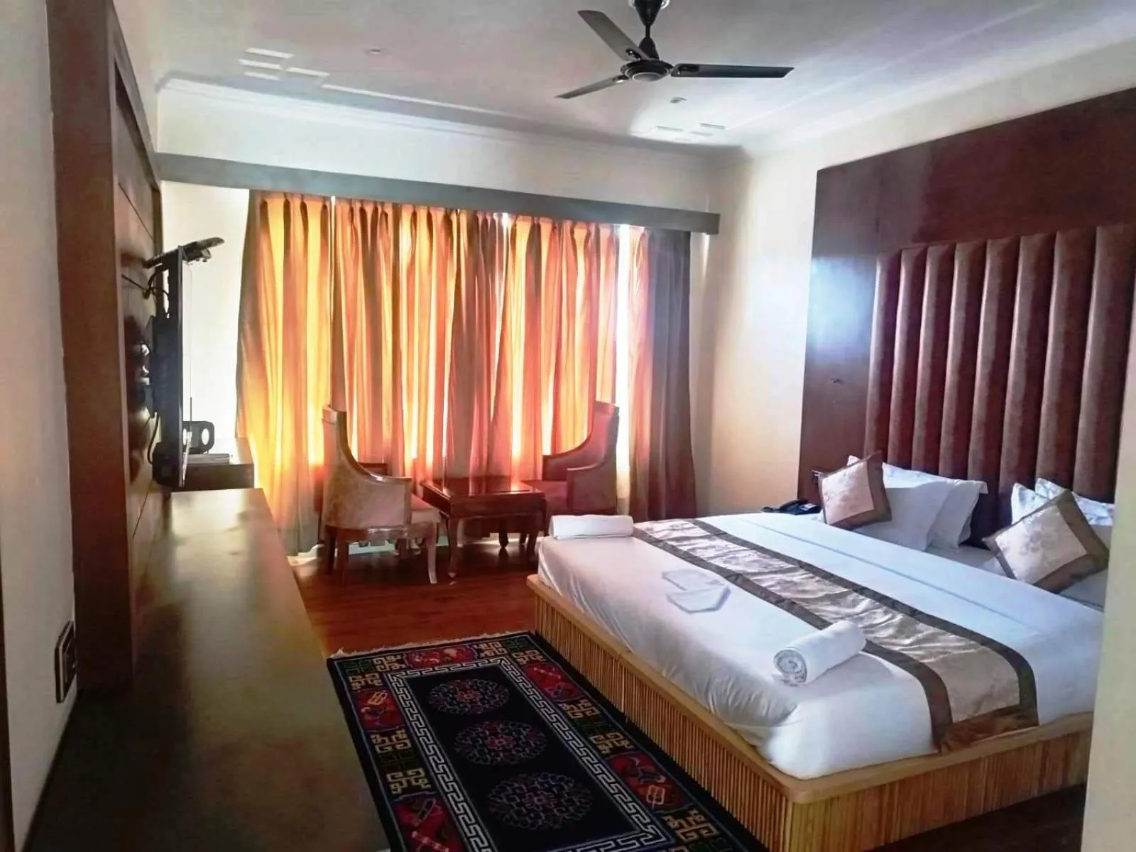 Bed in Hotel Ladakh Heaven