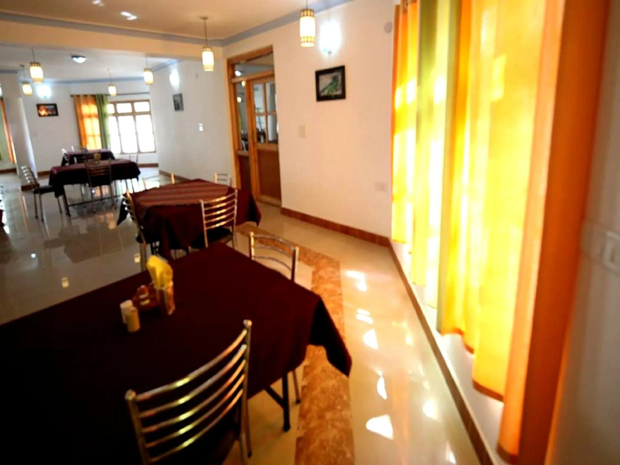 Restaurant/places to eat in Hotel Ladakh Heaven