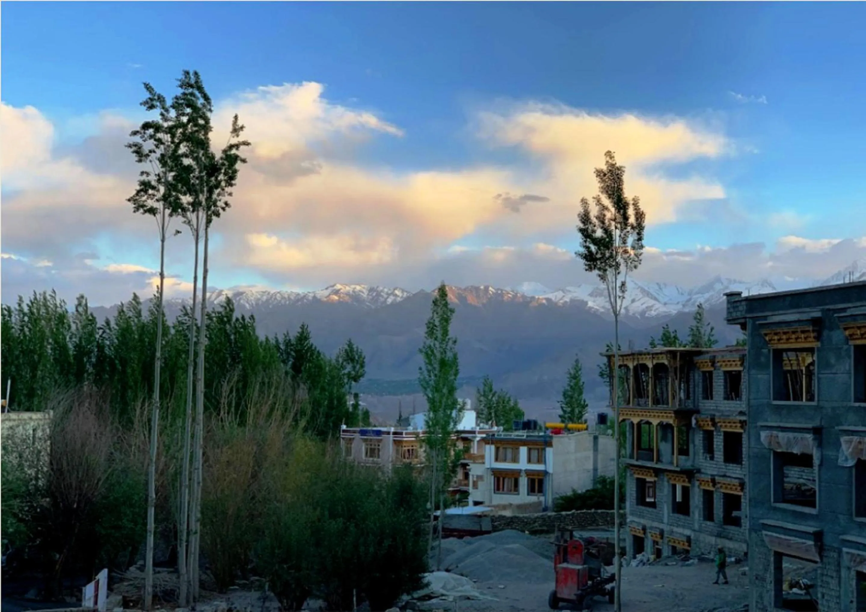 Sunrise in Hotel Ladakh Heaven