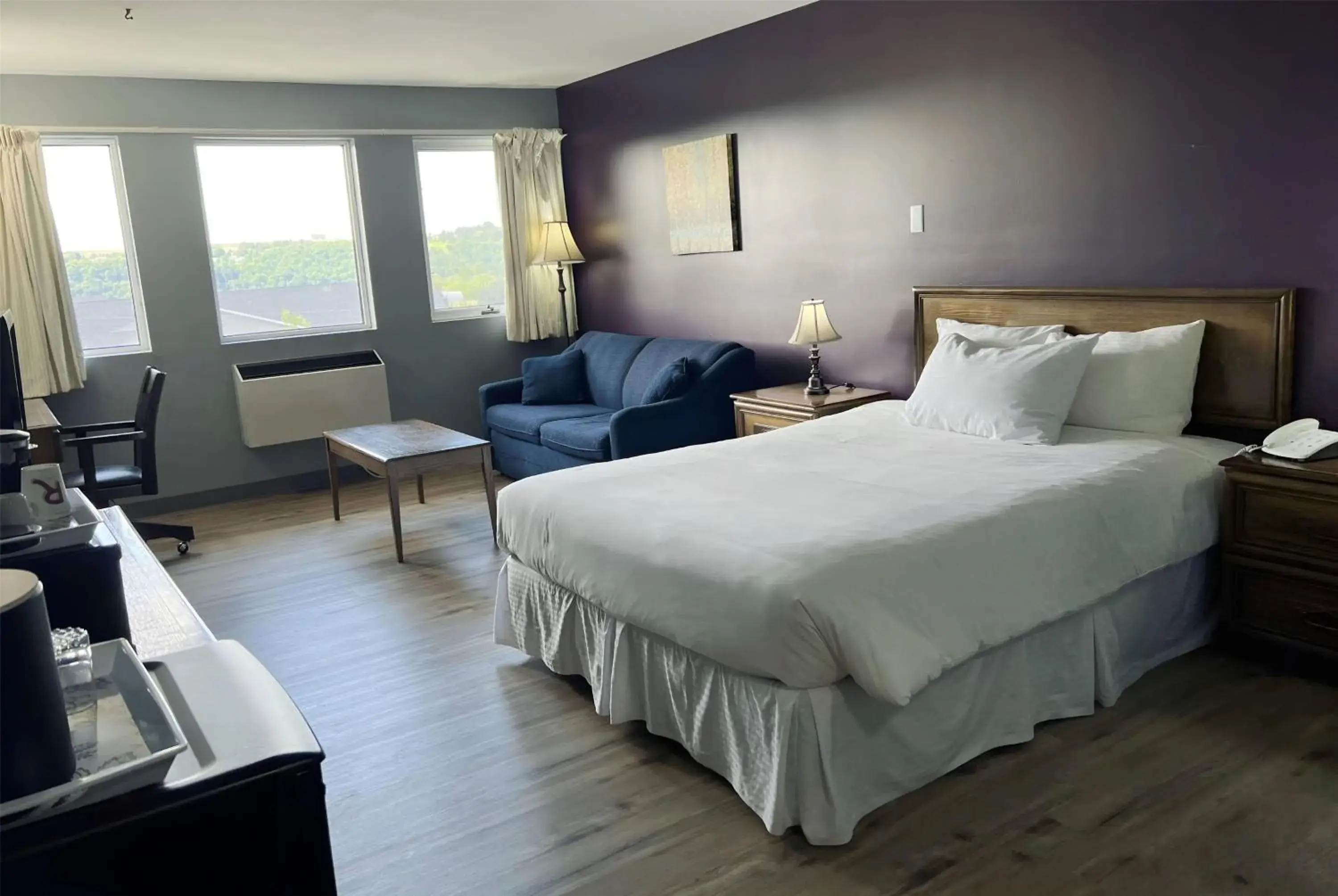 Photo of the whole room, Bed in Ramada by Wyndham Florenceville Photo of the whole room, Bed in Ramada by Wyndham Florenceville