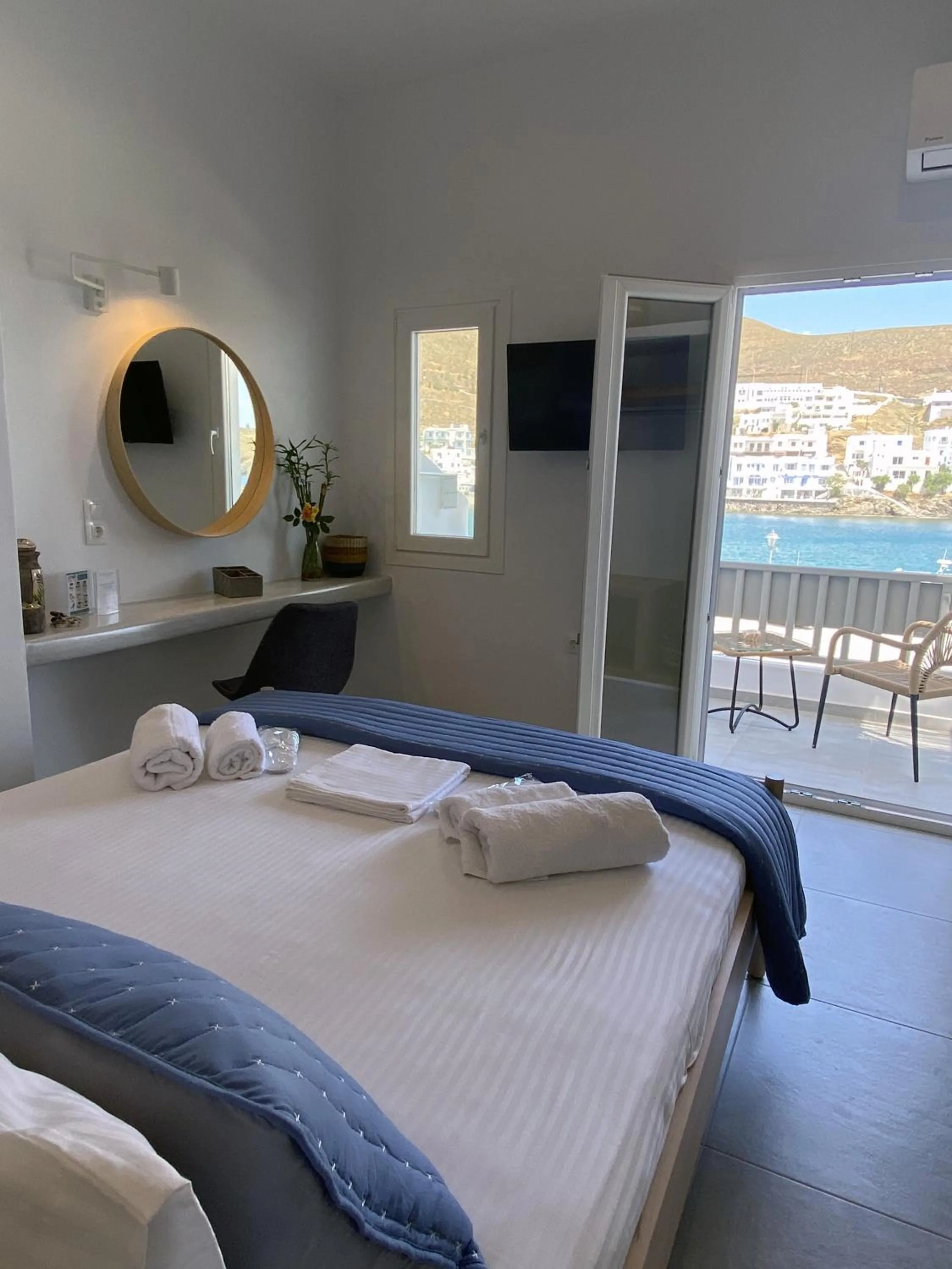 Bed in Xenios Zeus Apartments