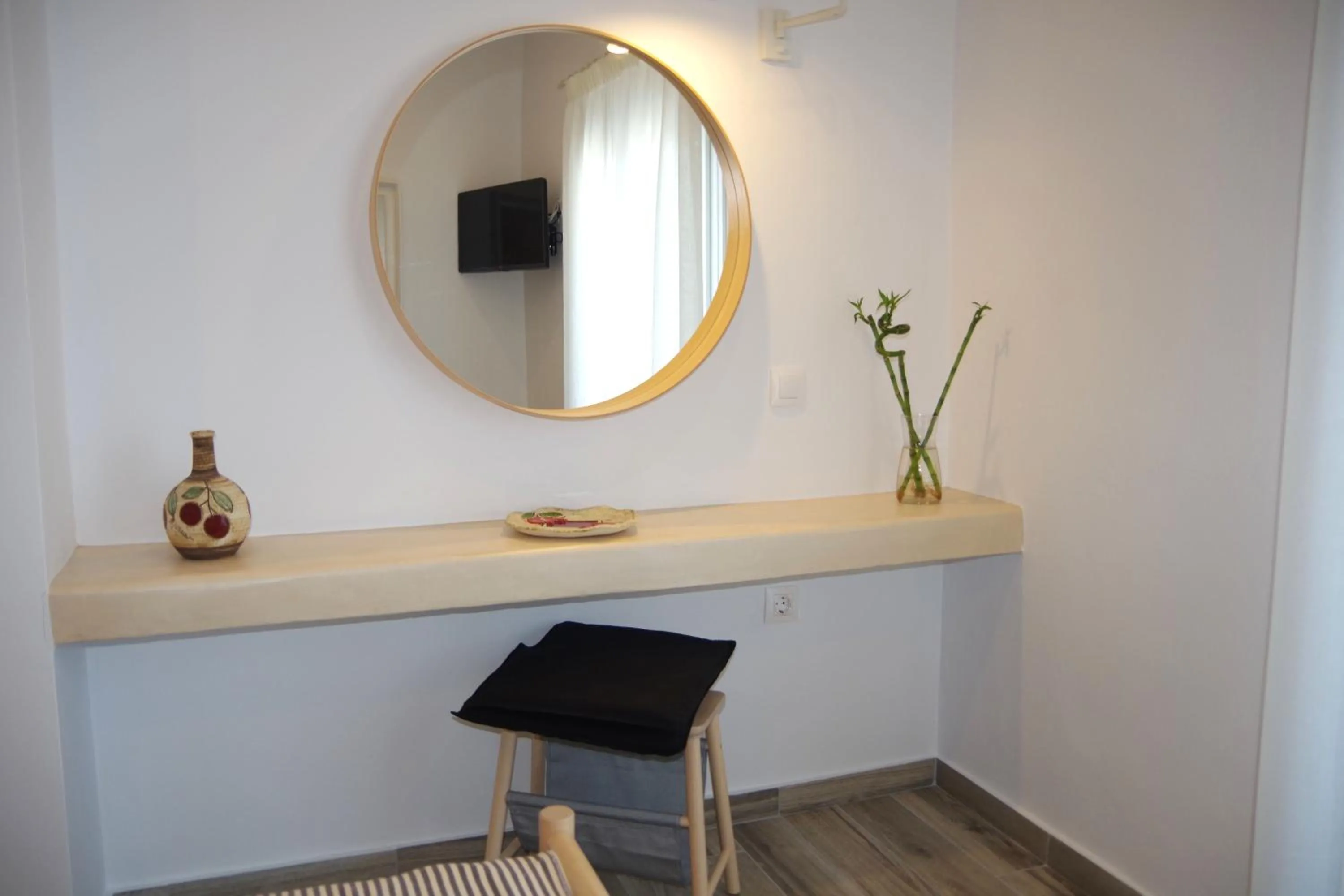 Photo of the whole room in Xenios Zeus Apartments