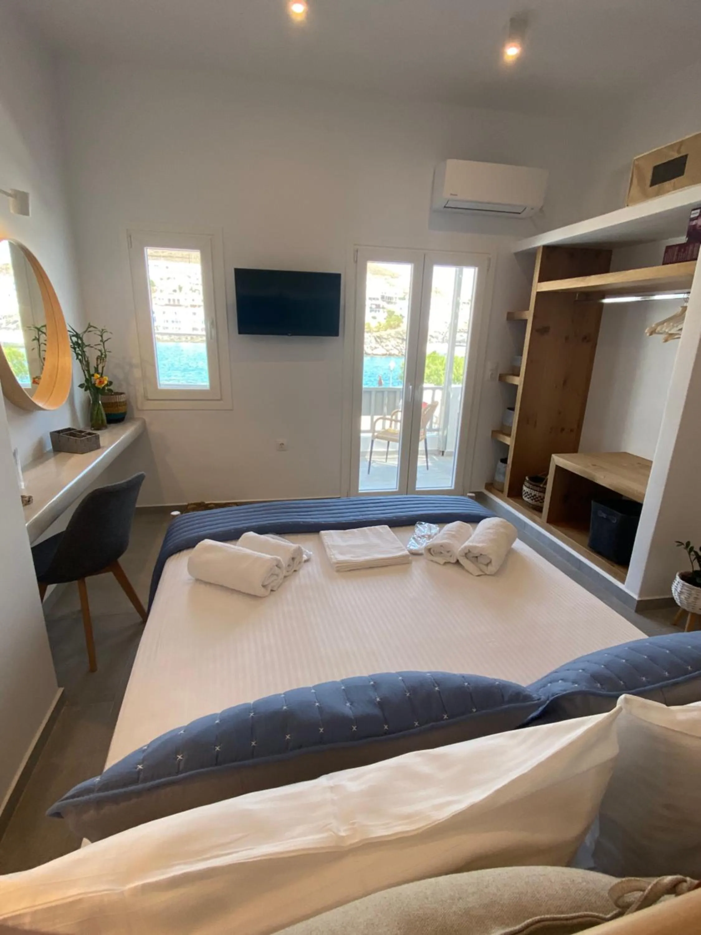 Bed in Xenios Zeus Apartments