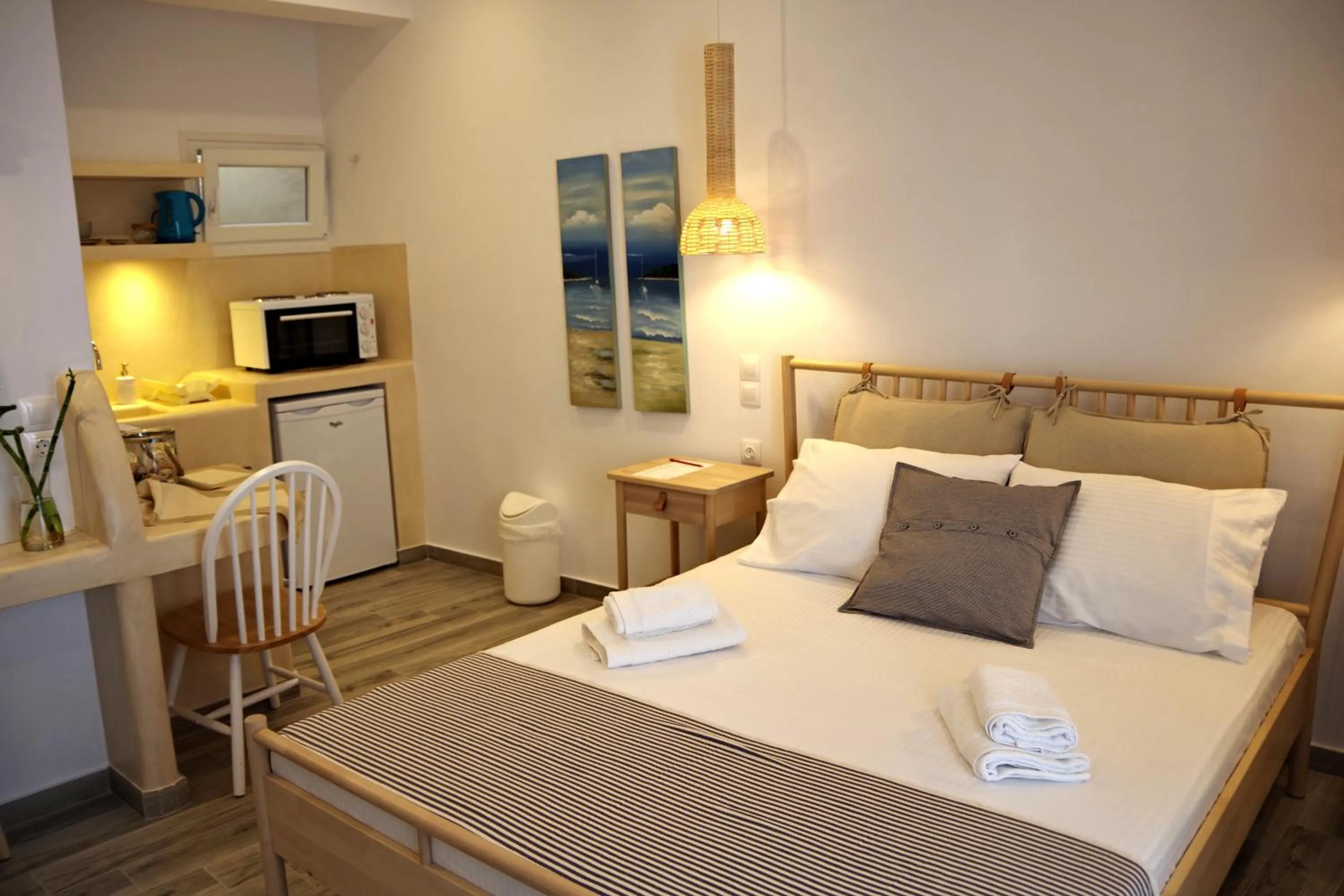Bed in Xenios Zeus Apartments