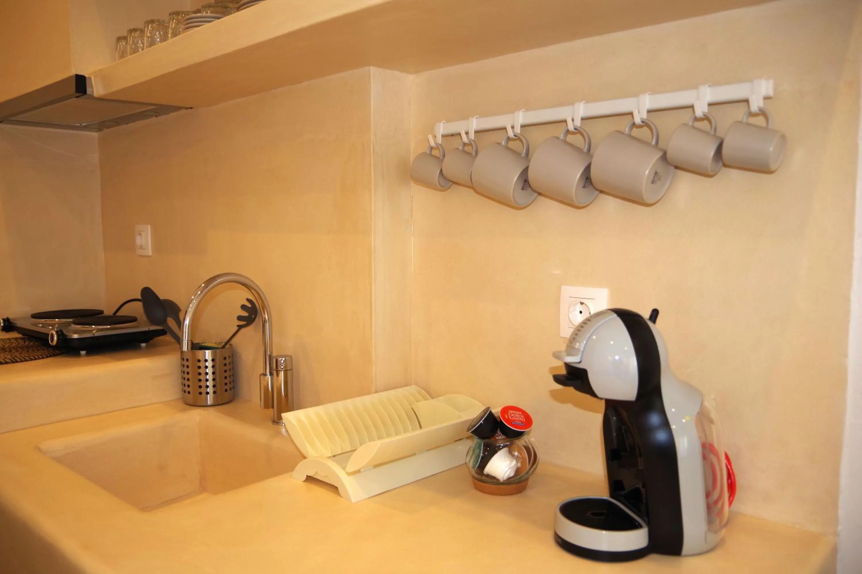 Kitchen or kitchenette in Xenios Zeus Apartments