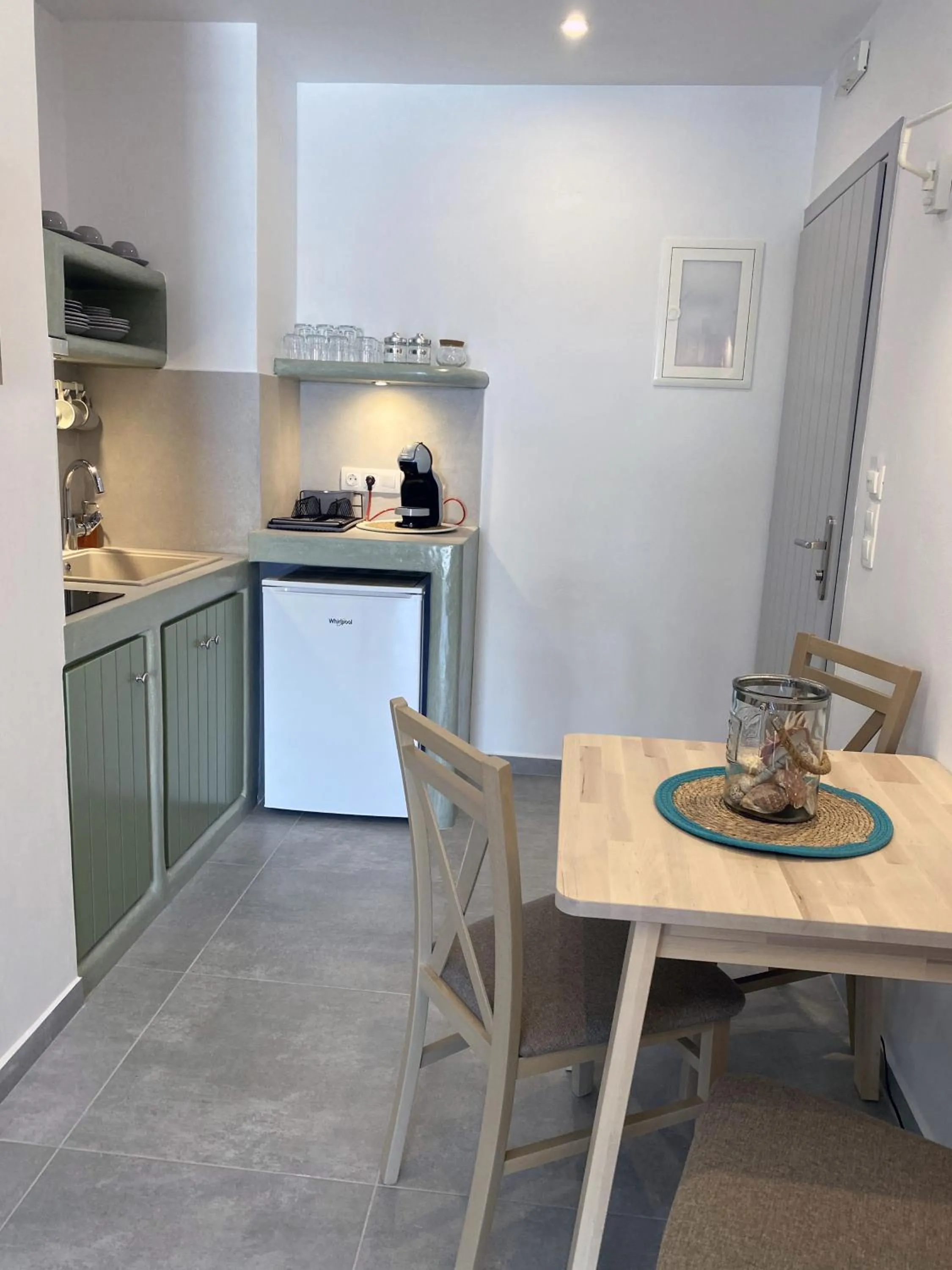 Kitchen or kitchenette in Xenios Zeus Apartments