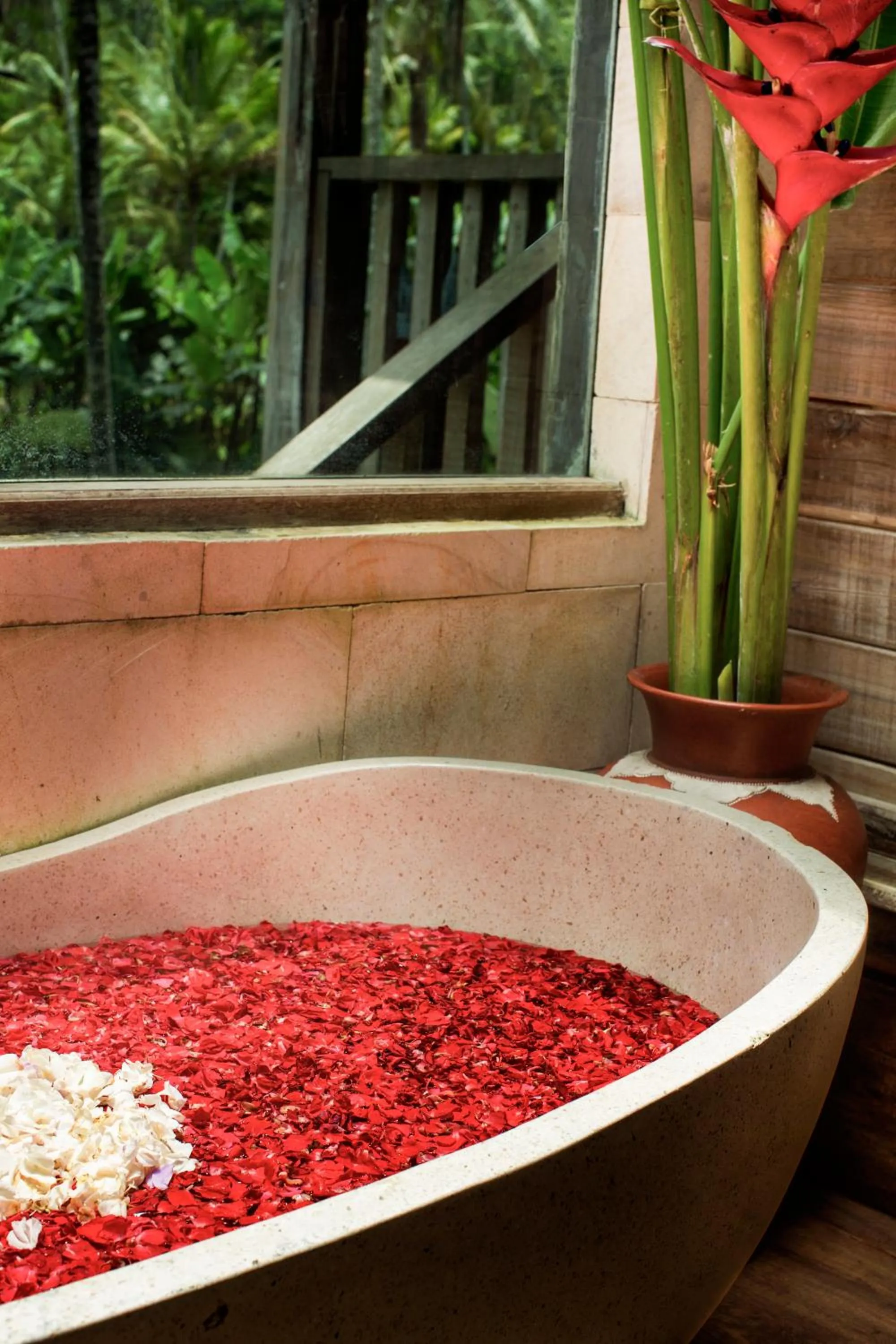 Bathroom in Pondok Sebatu Villa