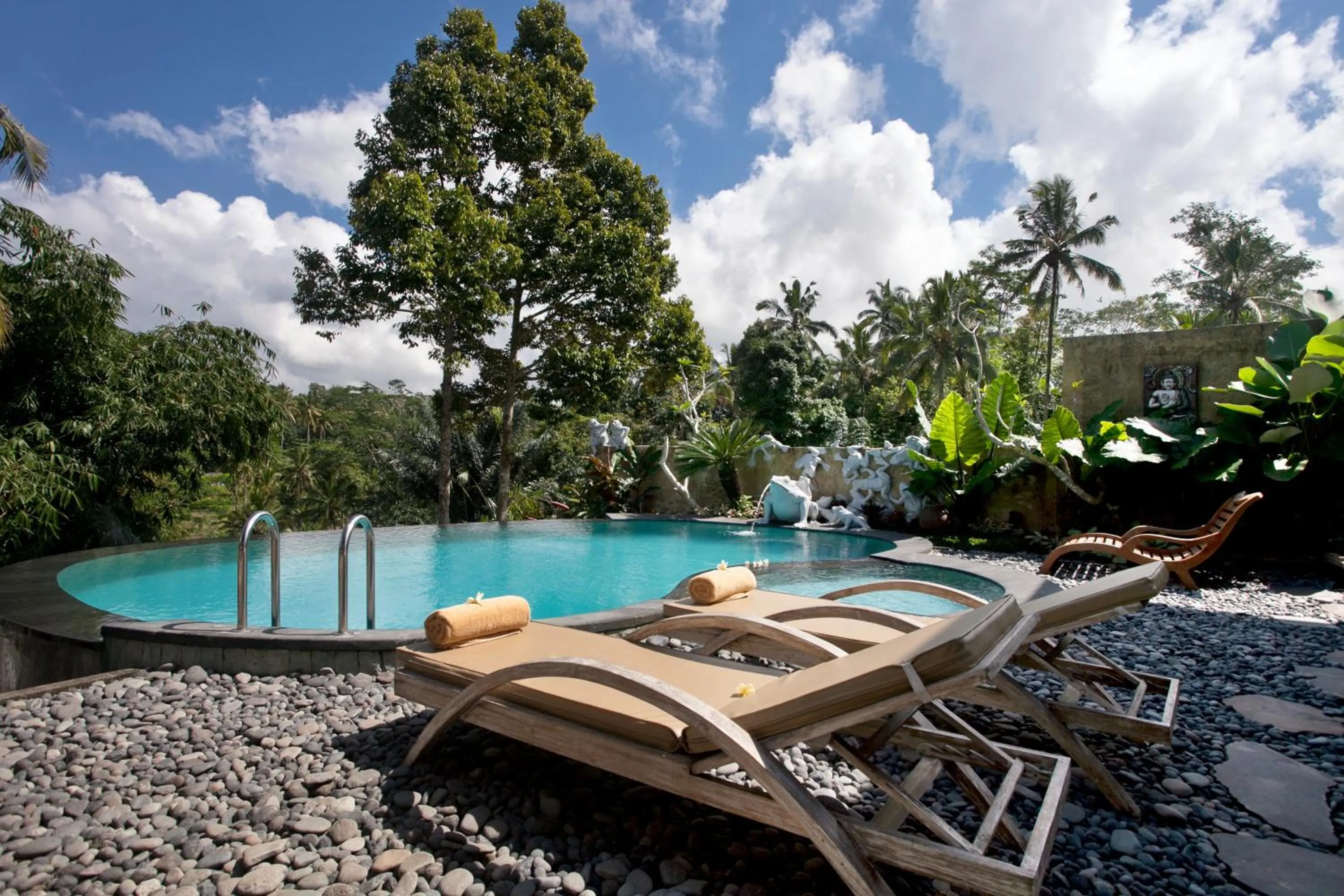 Swimming pool in Pondok Sebatu Villa