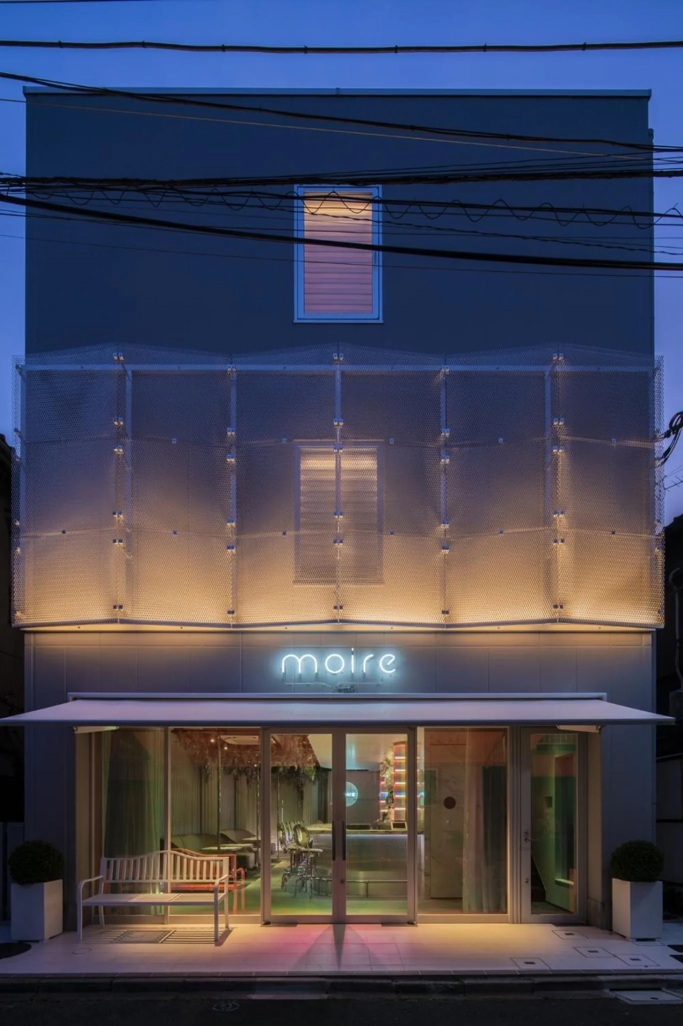 Property building in moire HOTEL YOSHIWARA