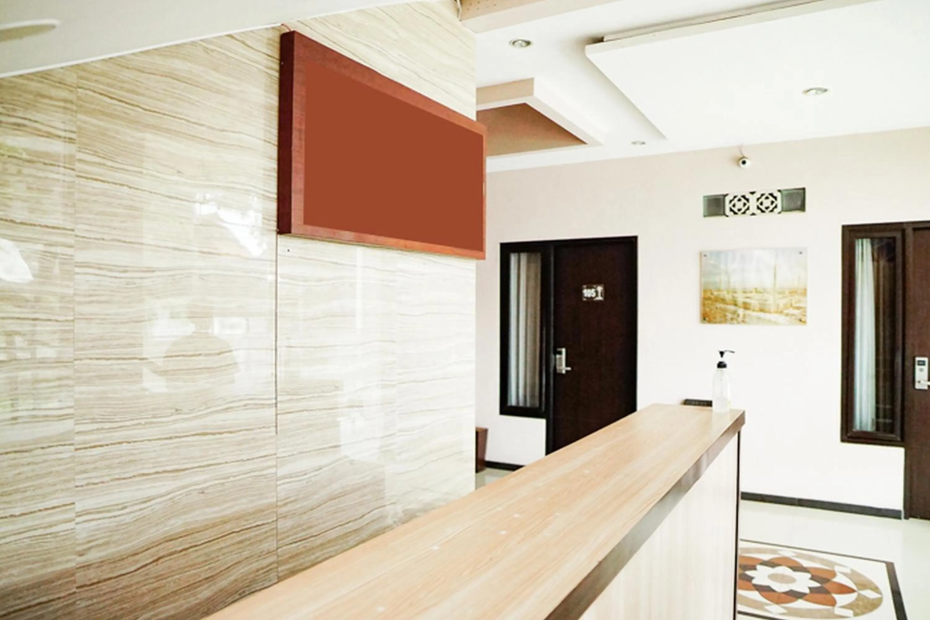 Lobby or reception in Audah Syariah Residence Mitra RedDoorz