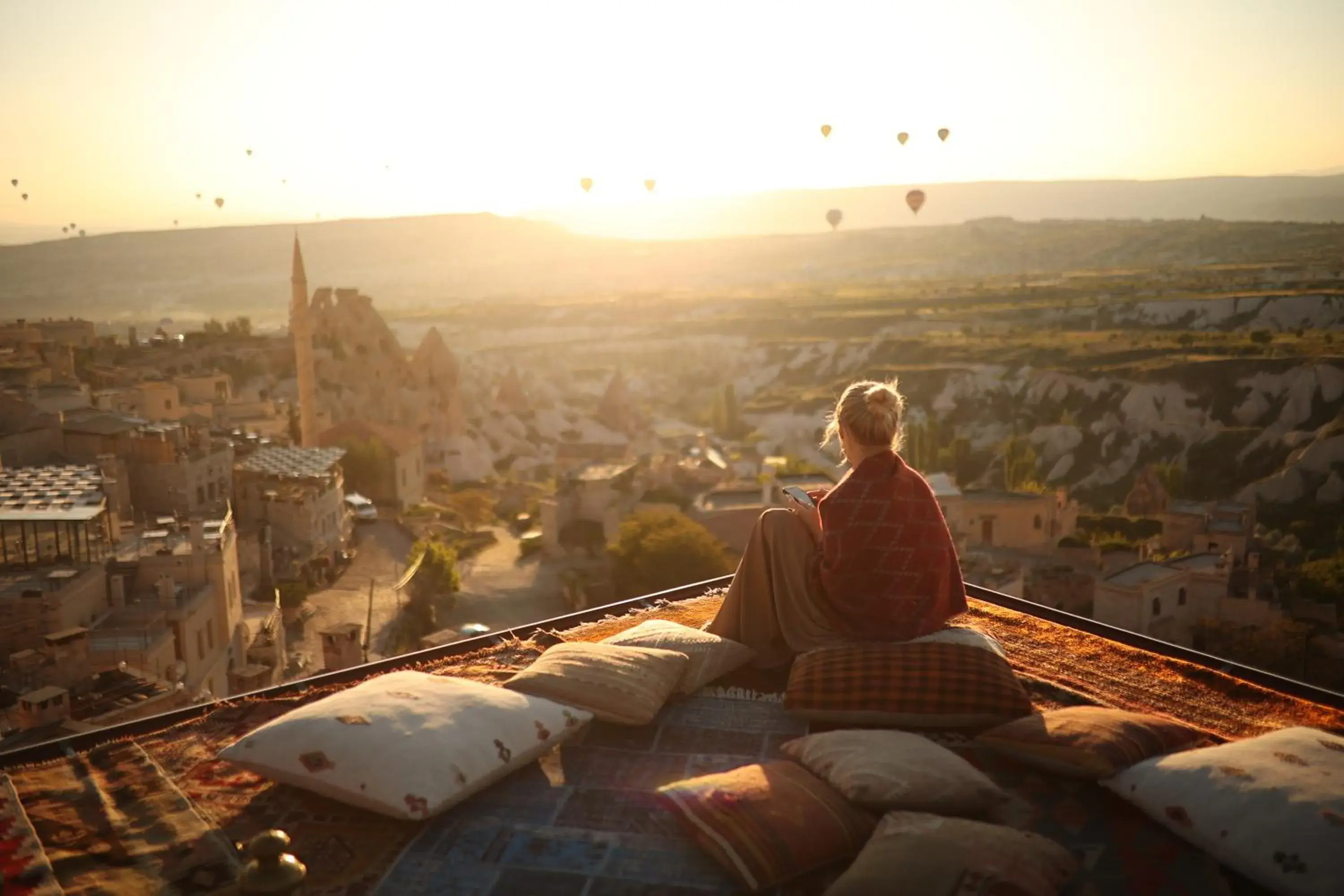 Property building in Mak's Cave House Property building in Mak's Cave House