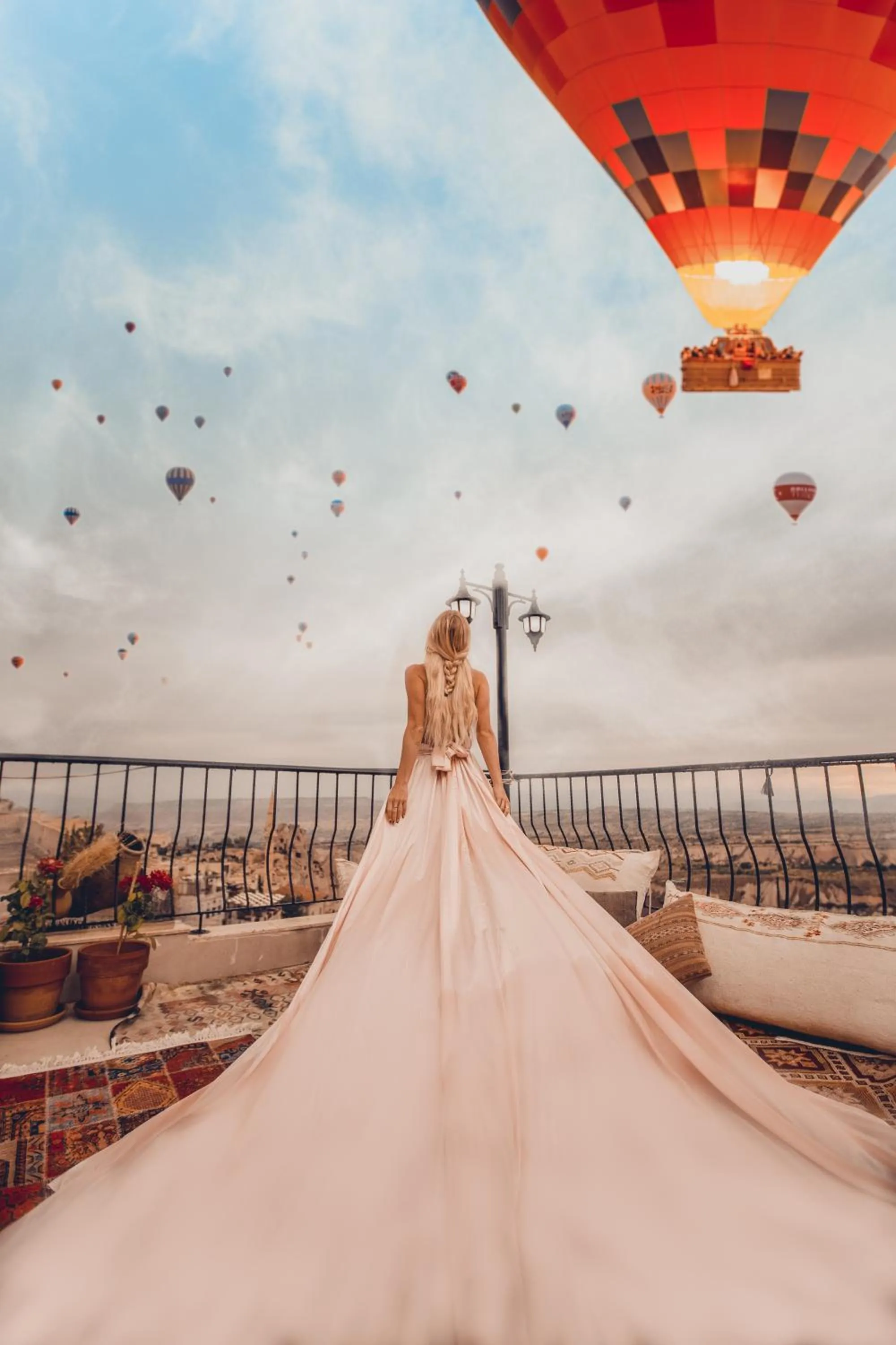 People in Mak's Cave House