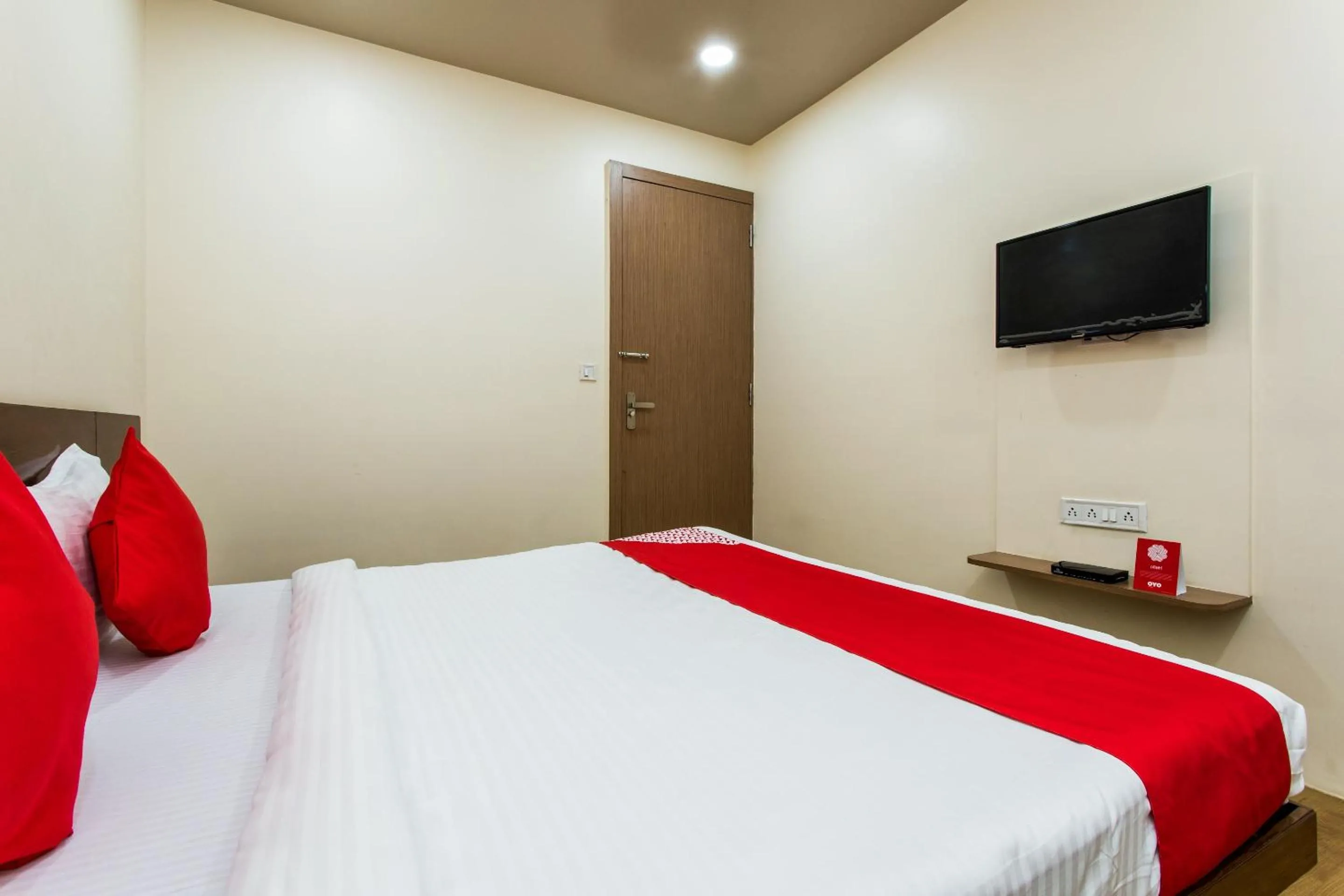 Bedroom, Bed in OYO 11929 Hotel Ridhi Sidhi